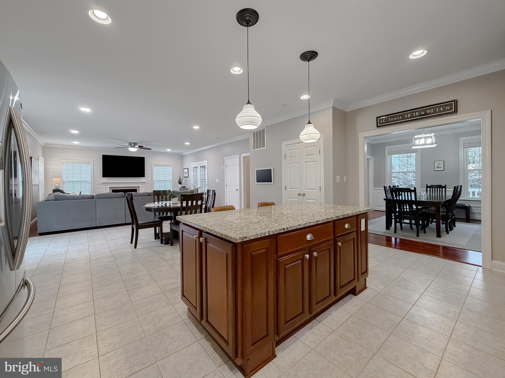 LEONARDS GRANT - Residential