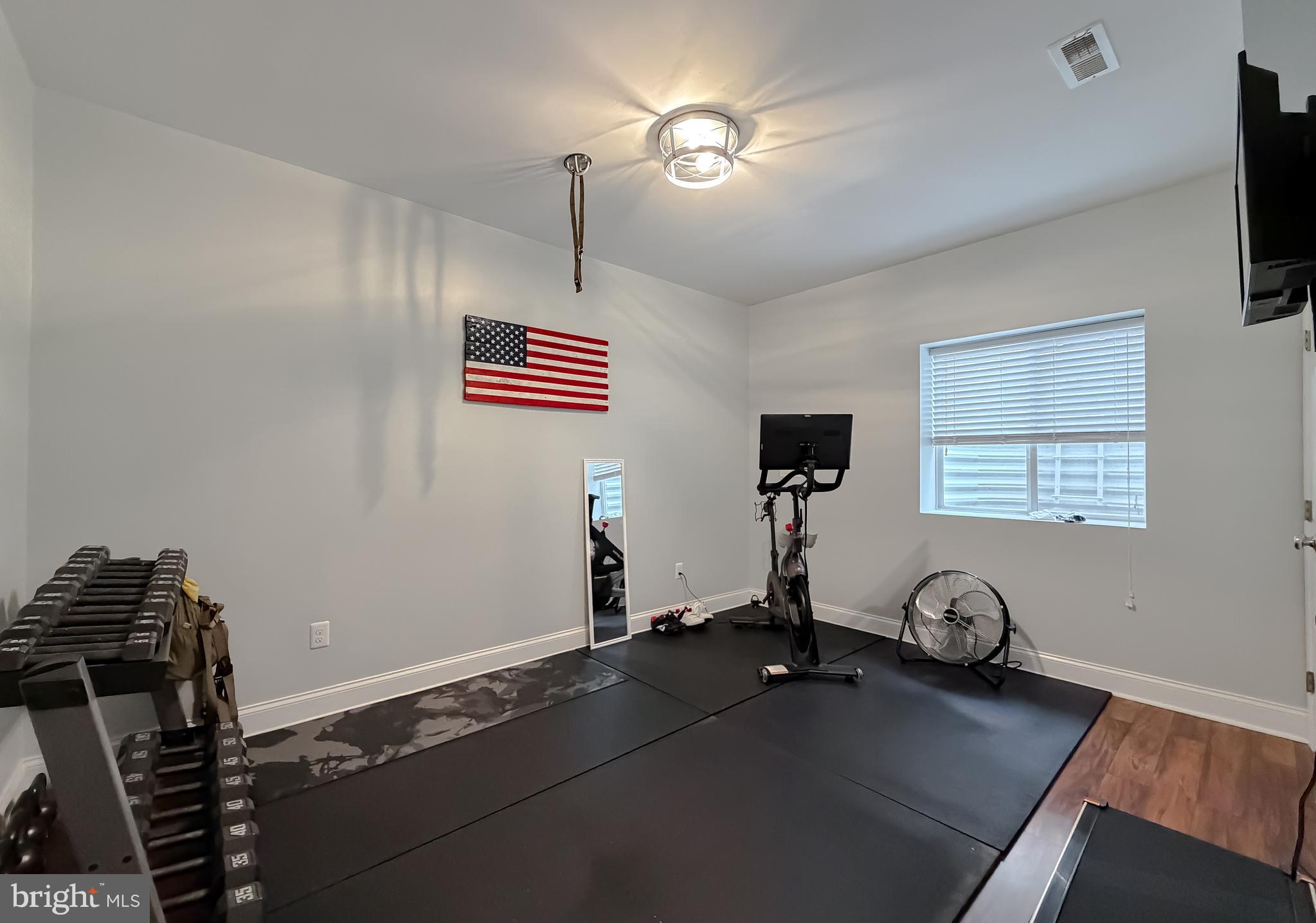 LEONARDS GRANT - Residential