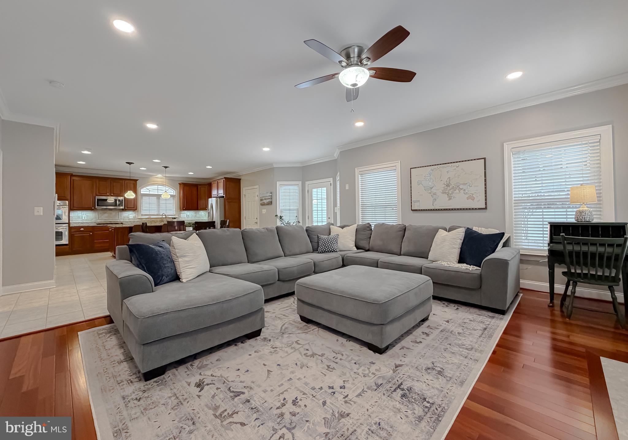 LEONARDS GRANT - Residential