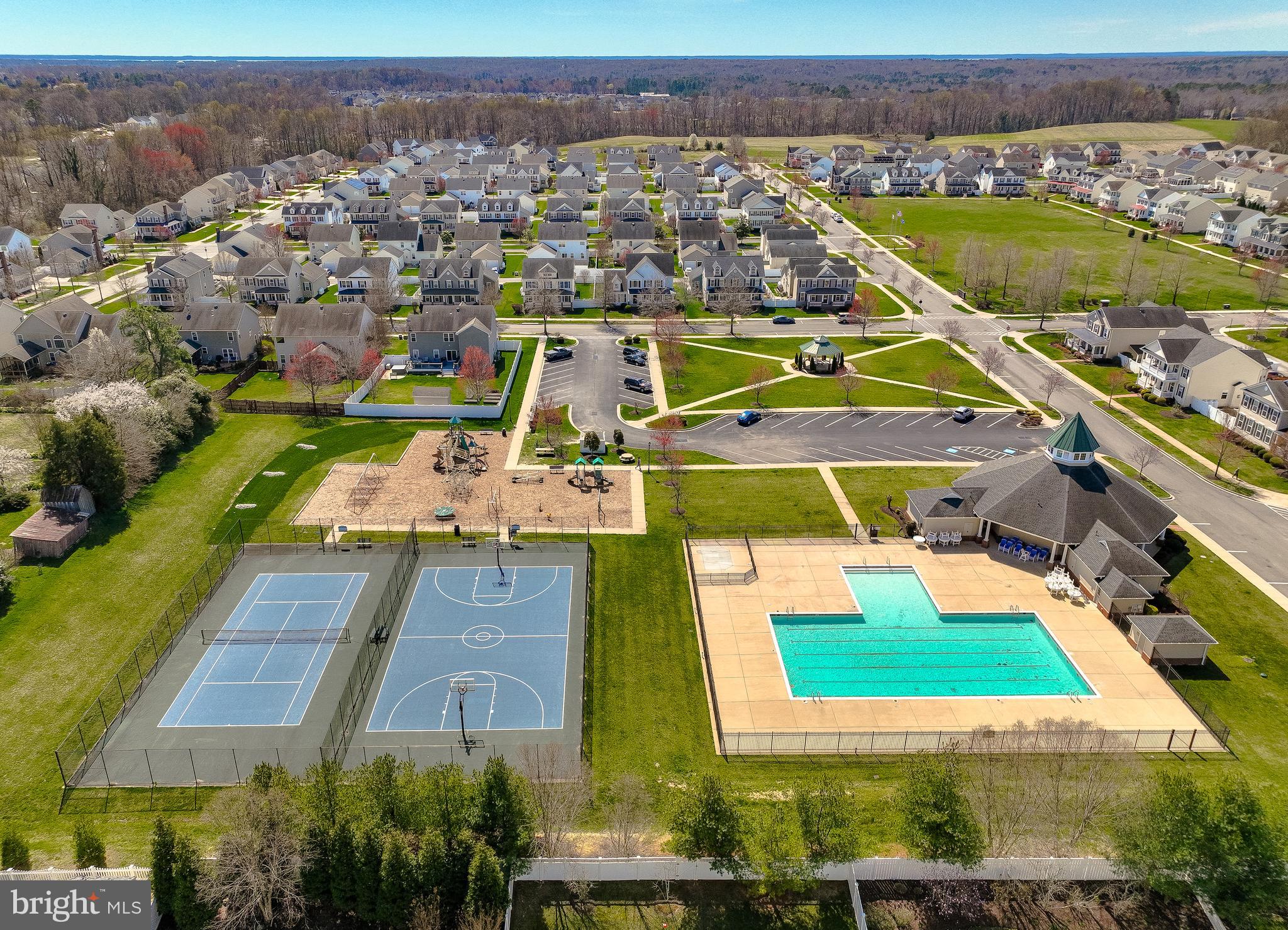 LEONARDS GRANT - Residential