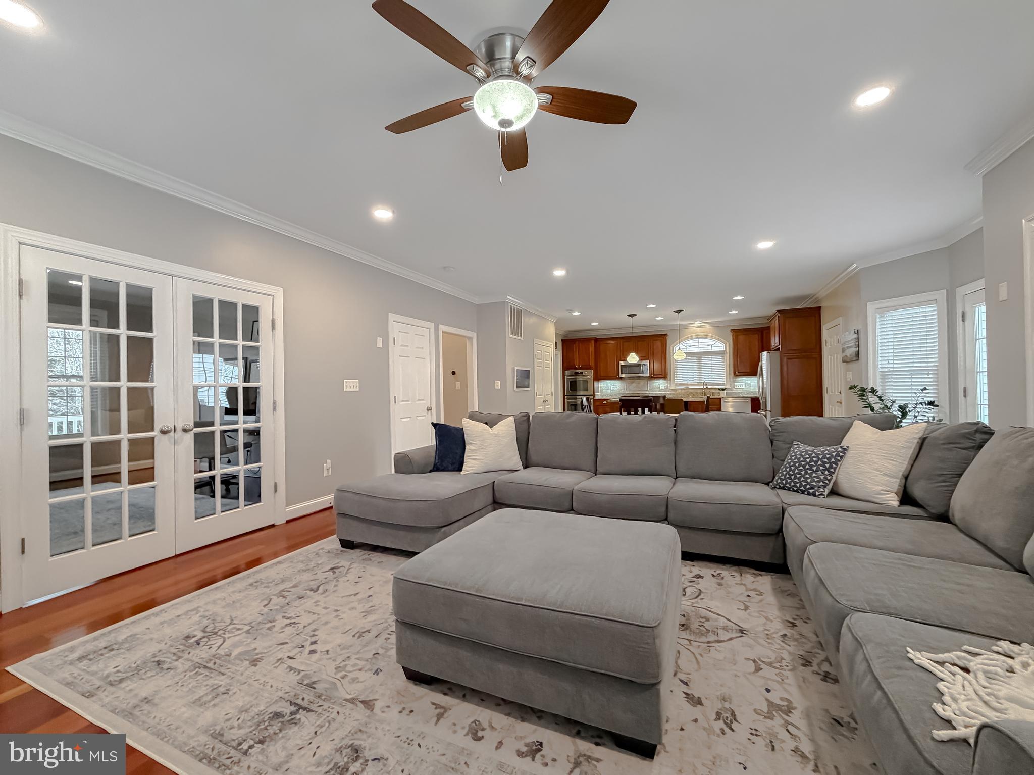 LEONARDS GRANT - Residential