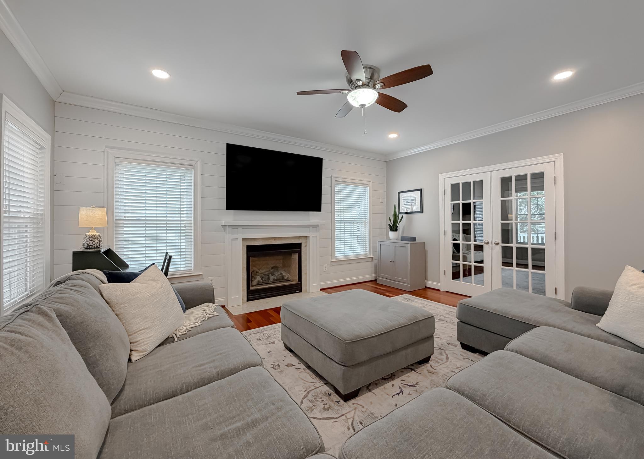 LEONARDS GRANT - Residential