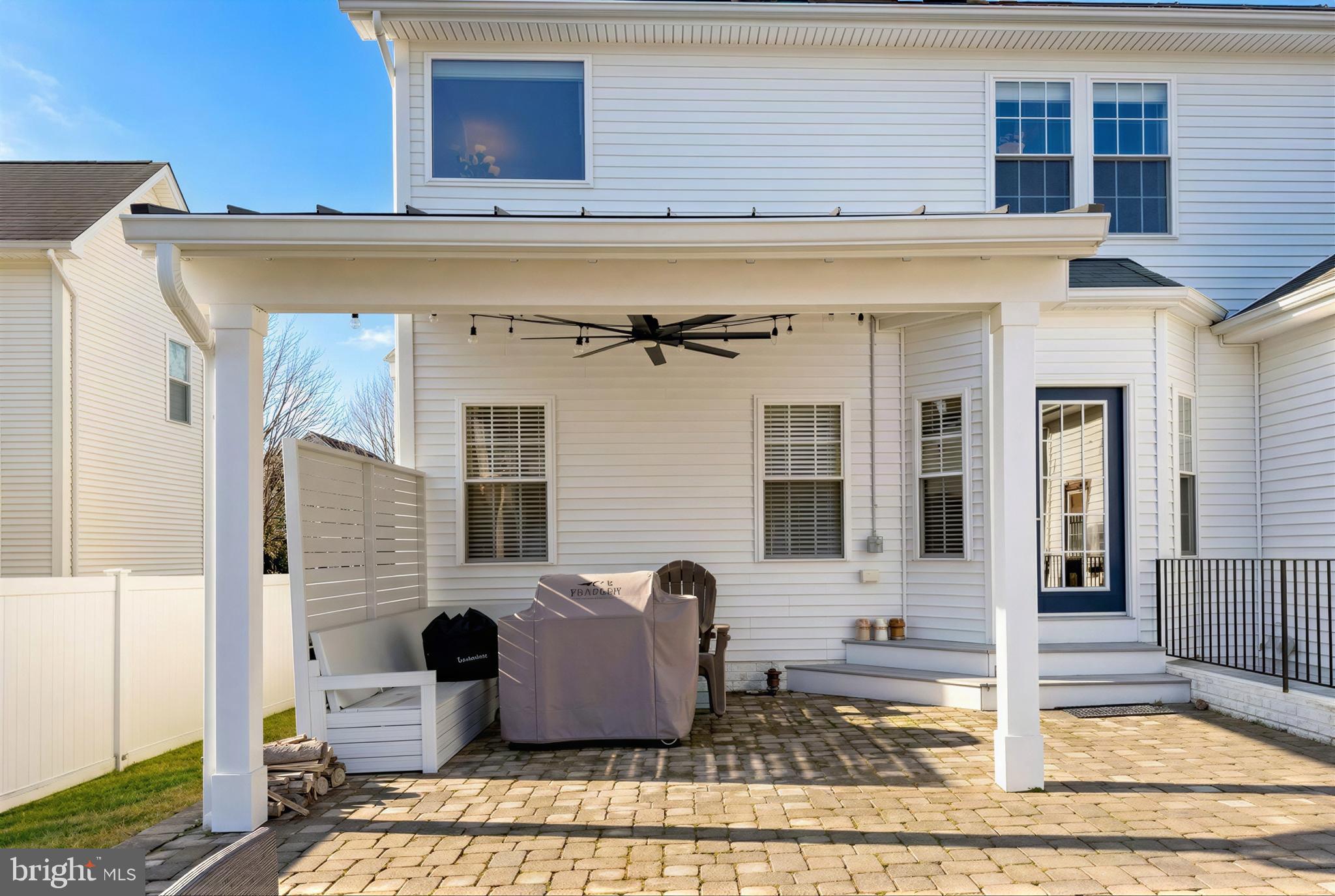 LEONARDS GRANT - Residential