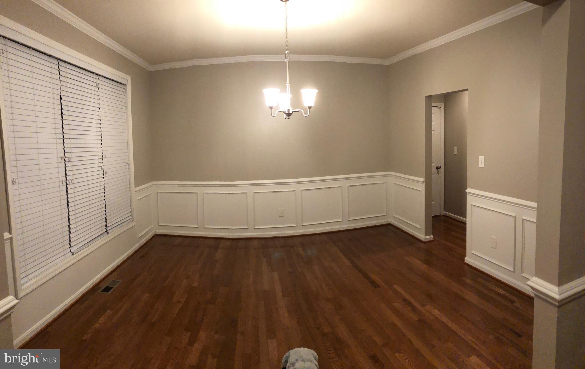 PRESIDENTIAL LAKES - Residential Lease