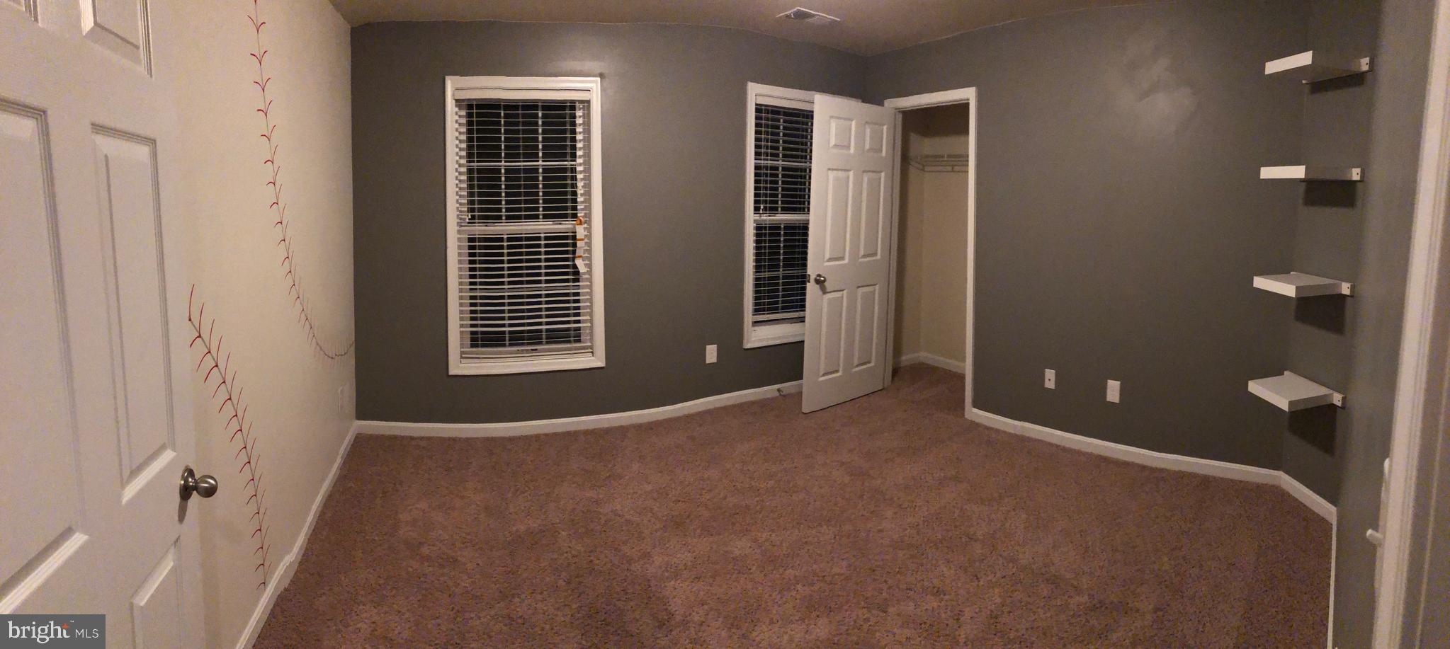 PRESIDENTIAL LAKES - Residential Lease