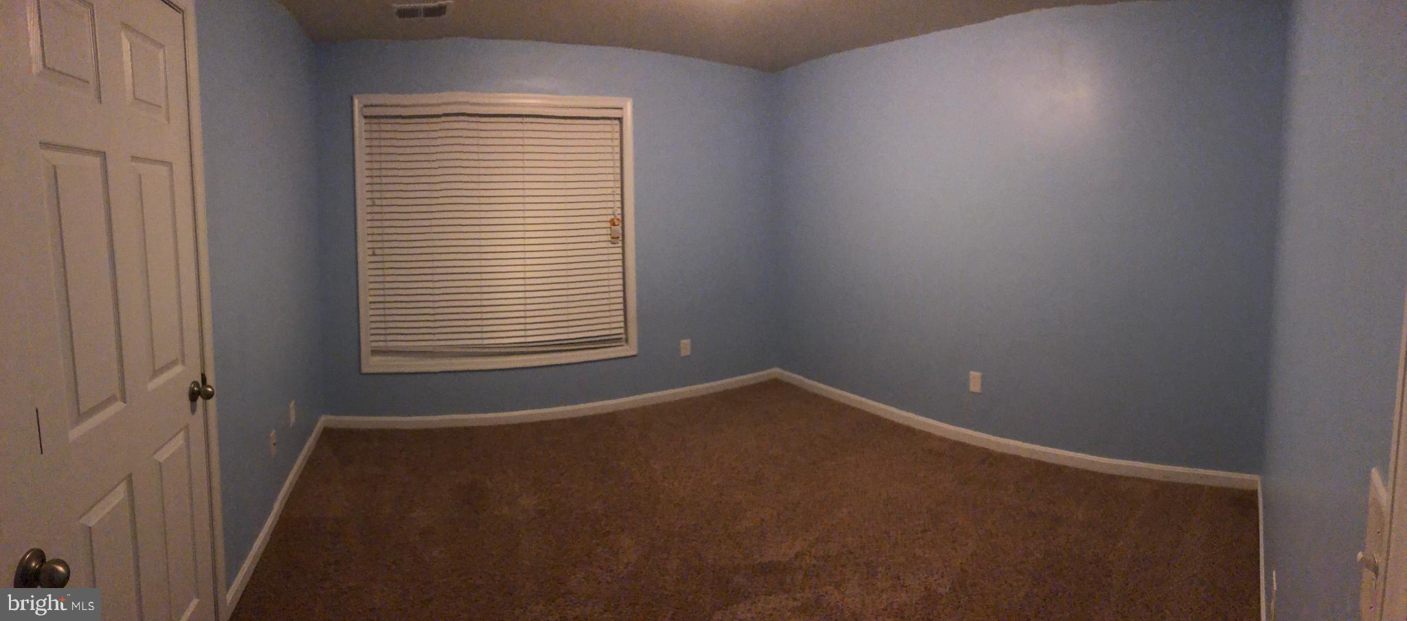 PRESIDENTIAL LAKES - Residential Lease