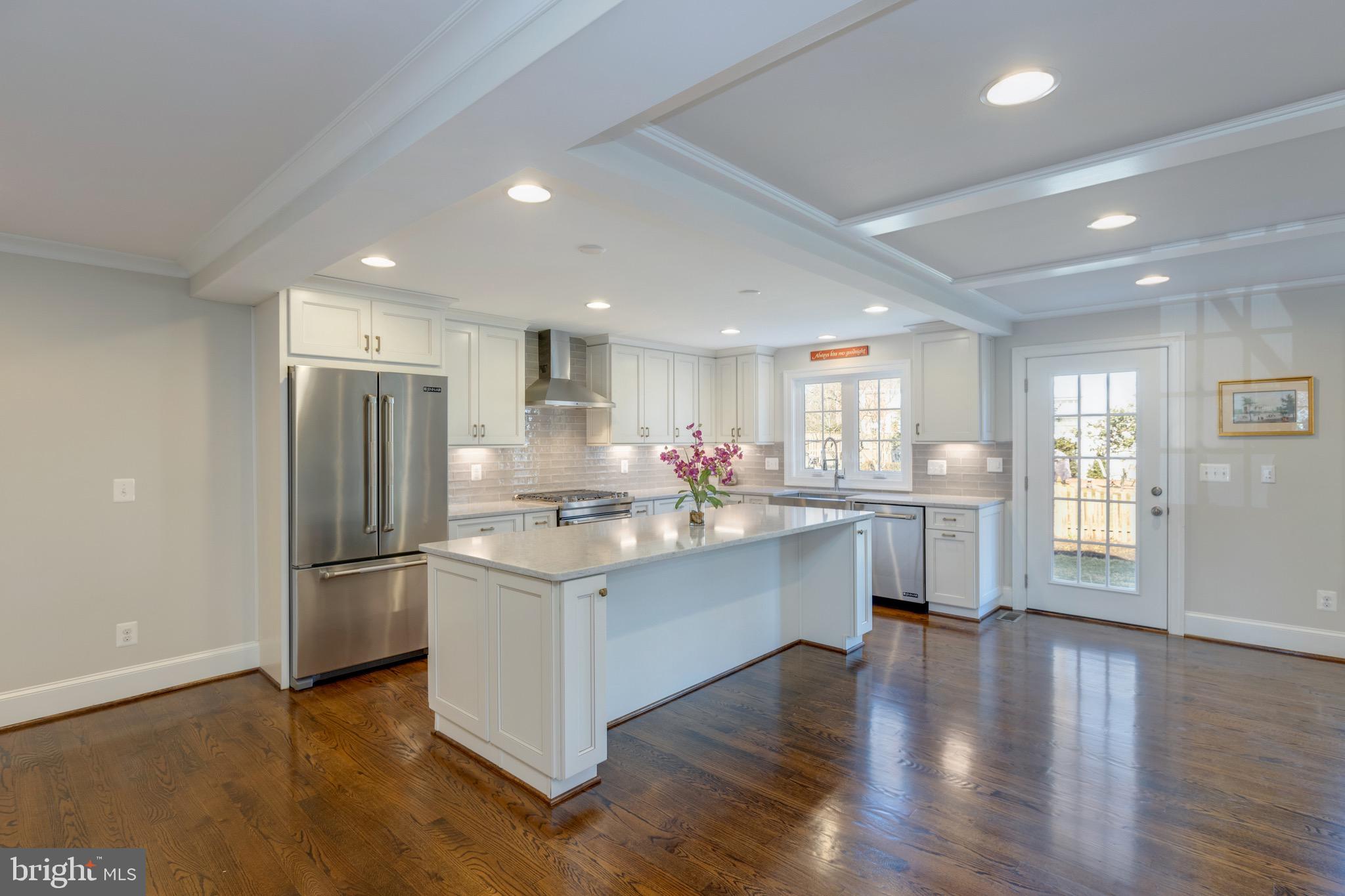 JEFFERSON PARK - Residential