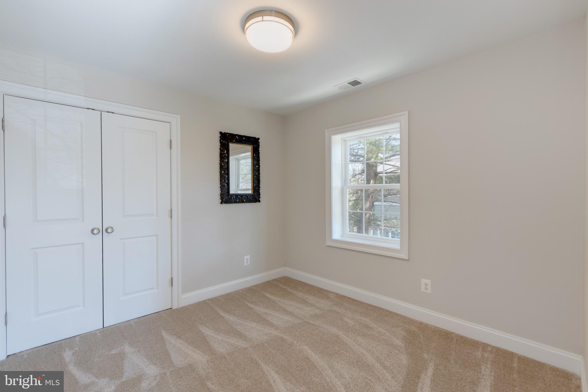 JEFFERSON PARK - Residential