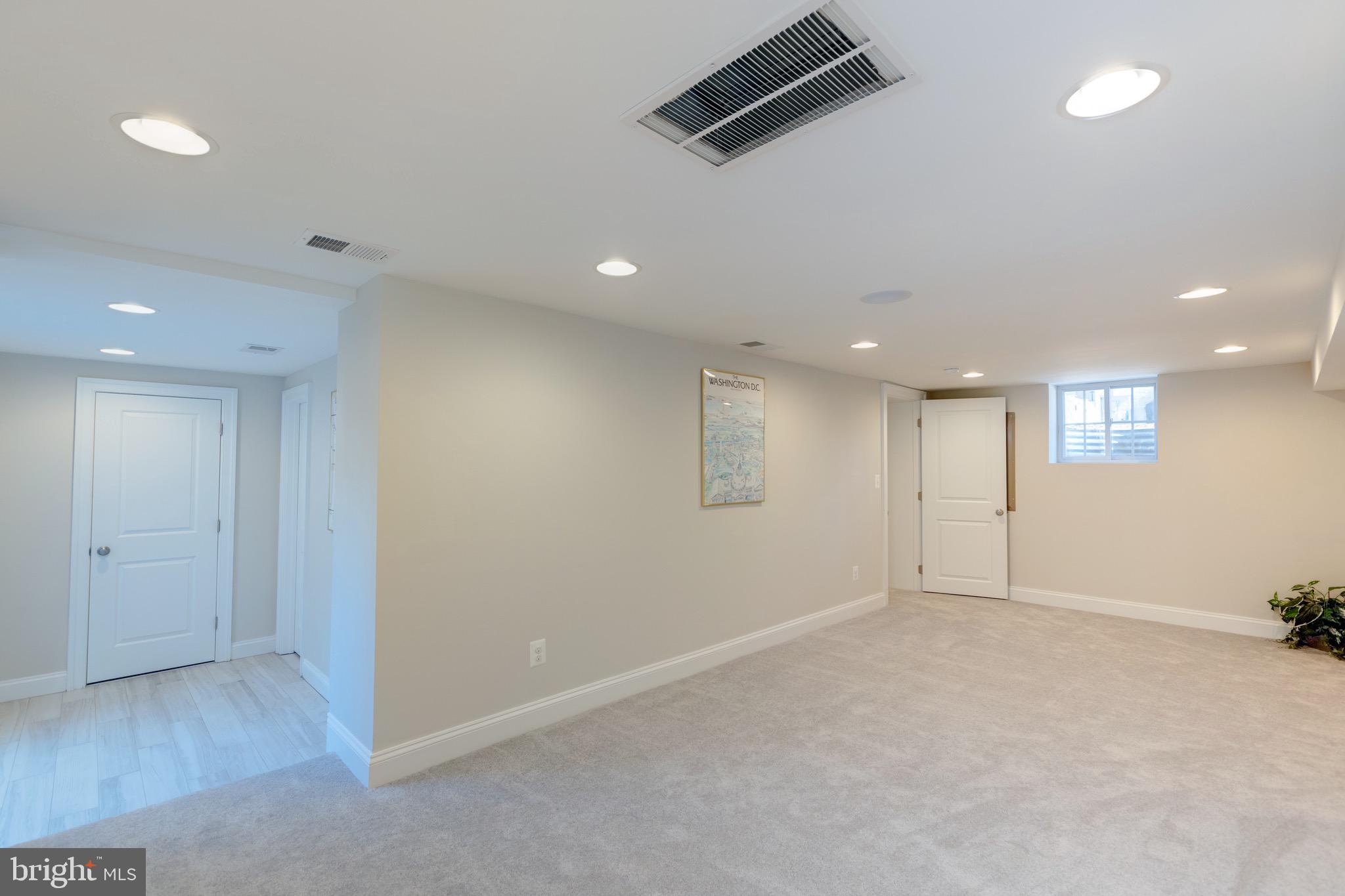 JEFFERSON PARK - Residential