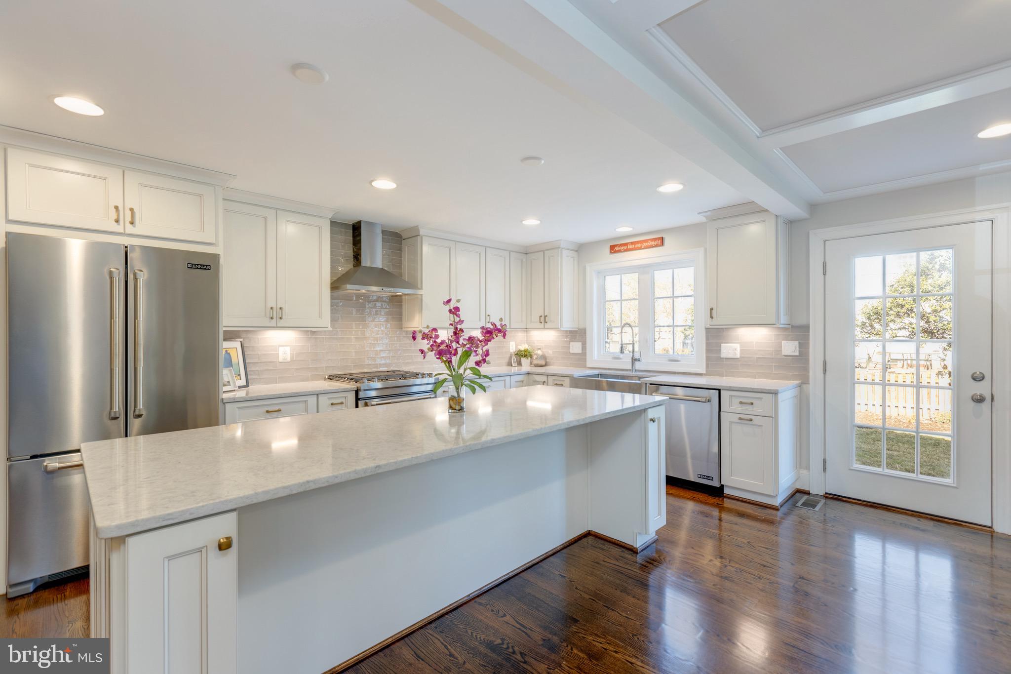 JEFFERSON PARK - Residential