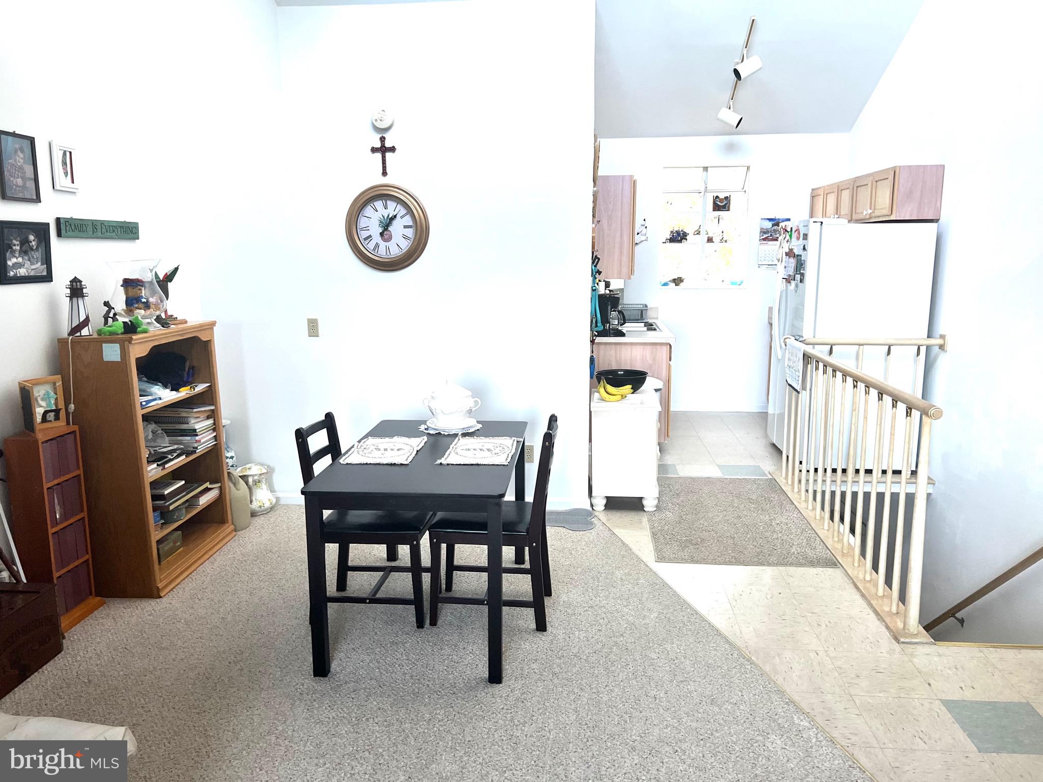 37 HUNTER'S POINTE DR.