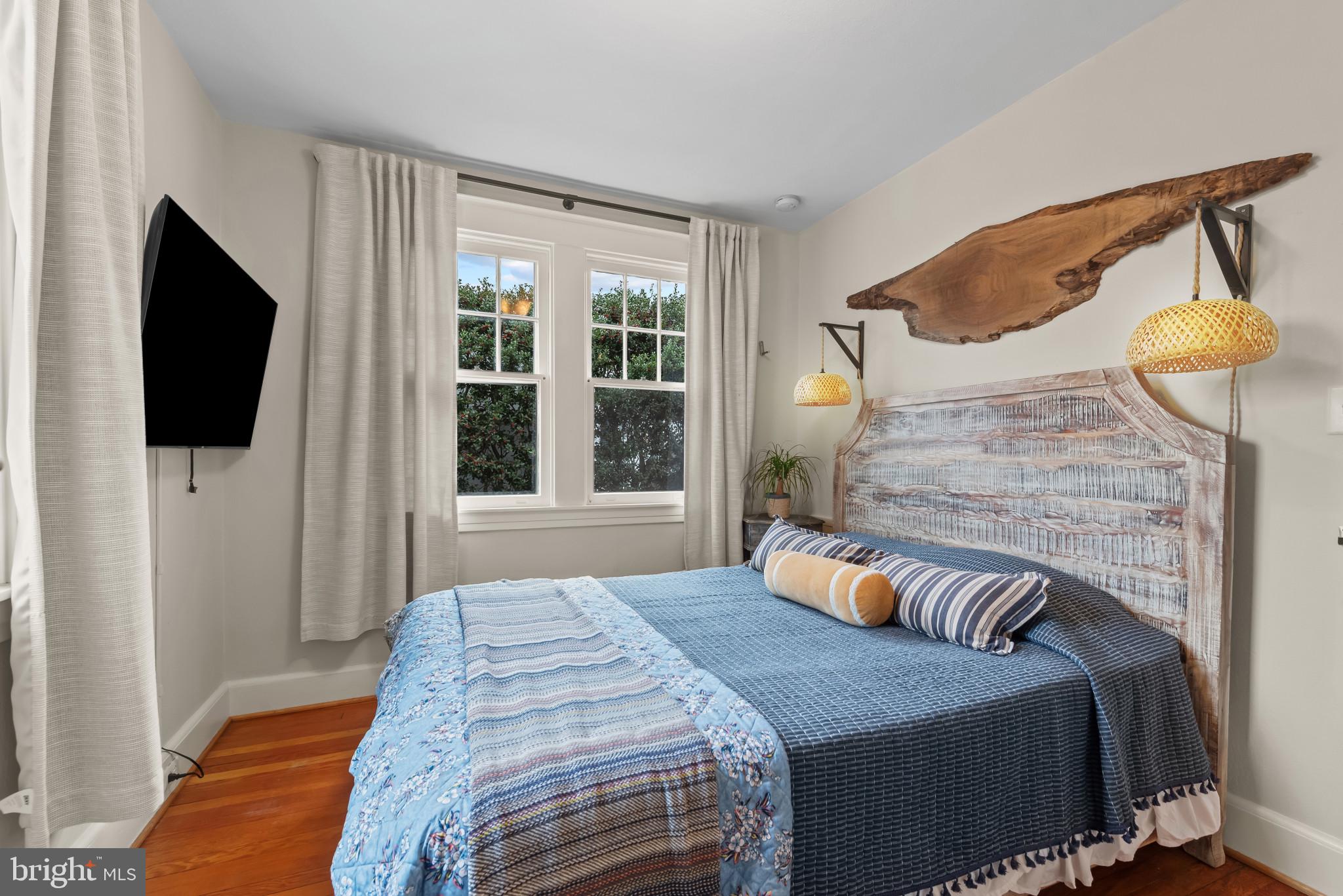 HOMEWOOD - Residential