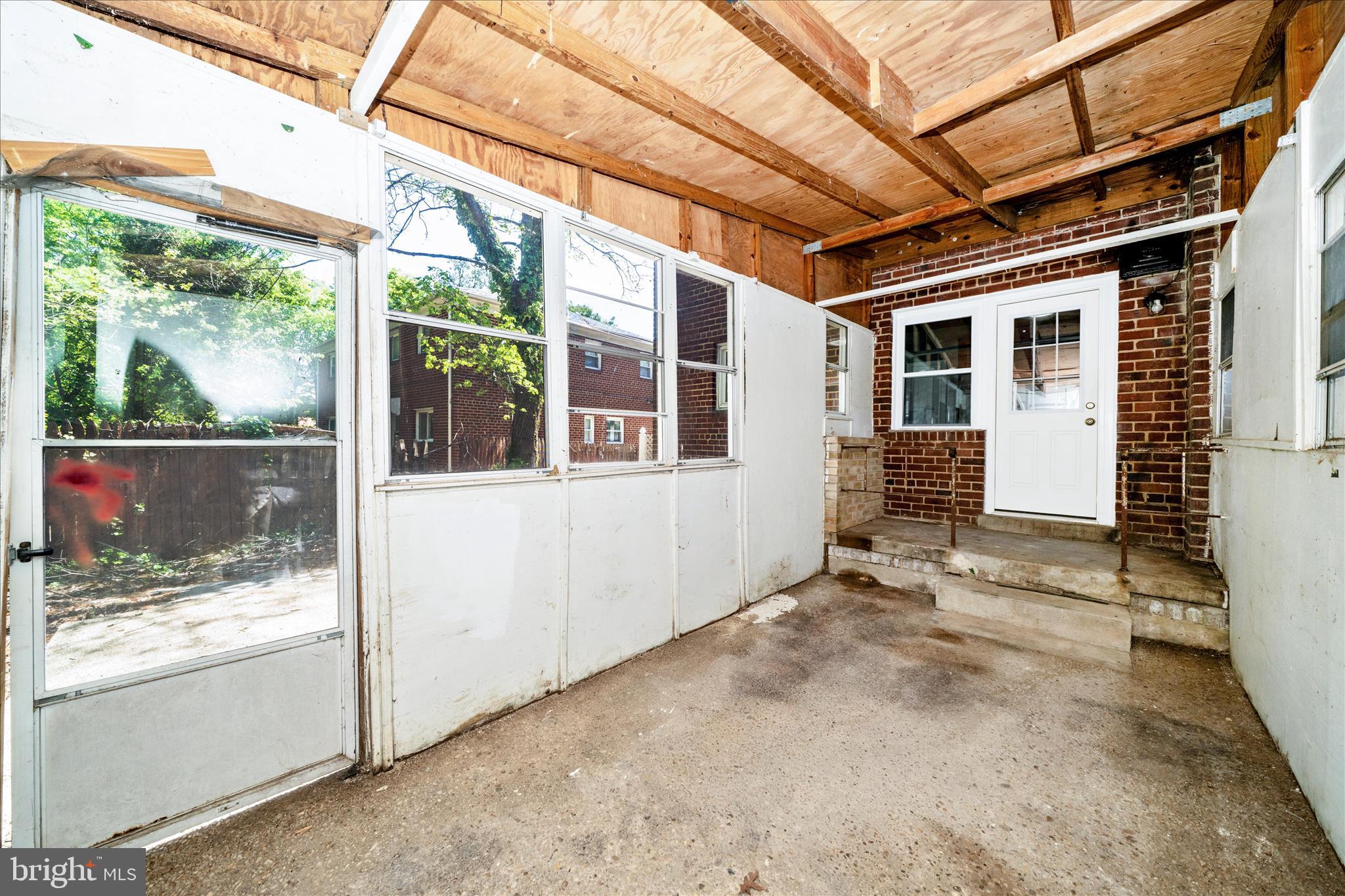 MARLOW HEIGHTS - Residential