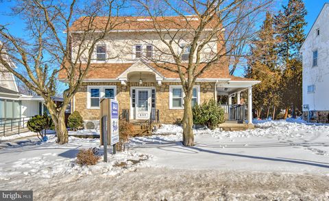 Photo of 317 W Johnson Highway, NORRISTOWN, PA 19401 (MLS # PAMC2166468)