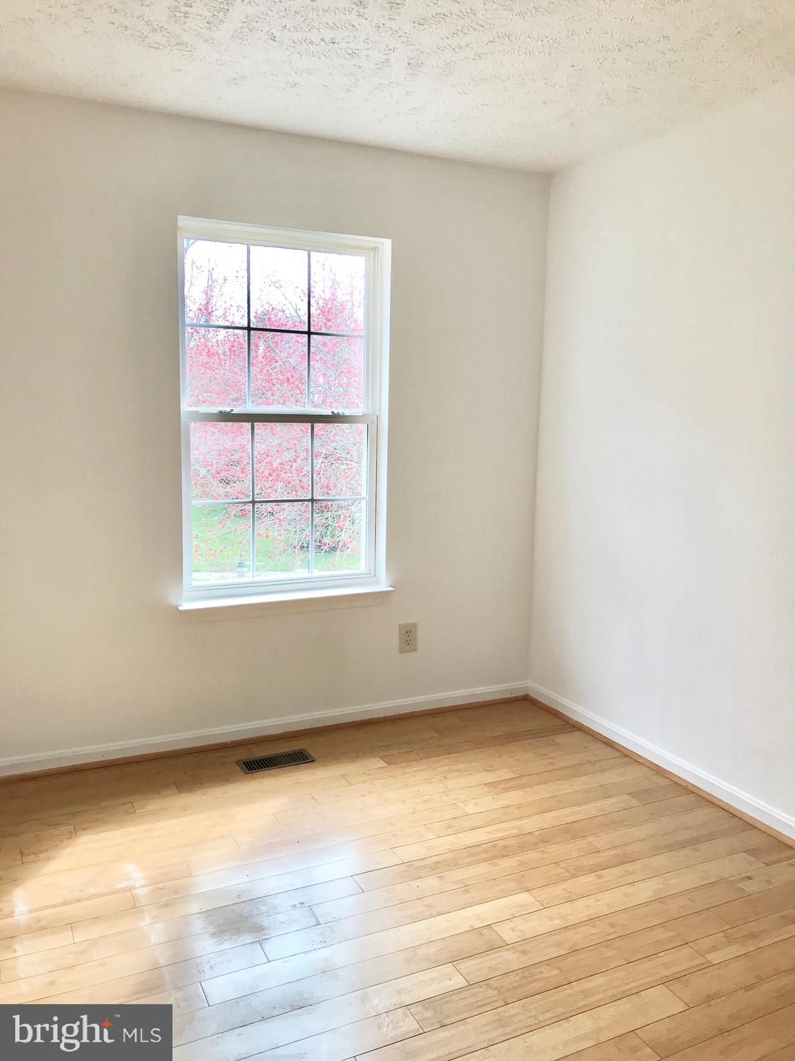 OXFORD RUN - Residential Lease