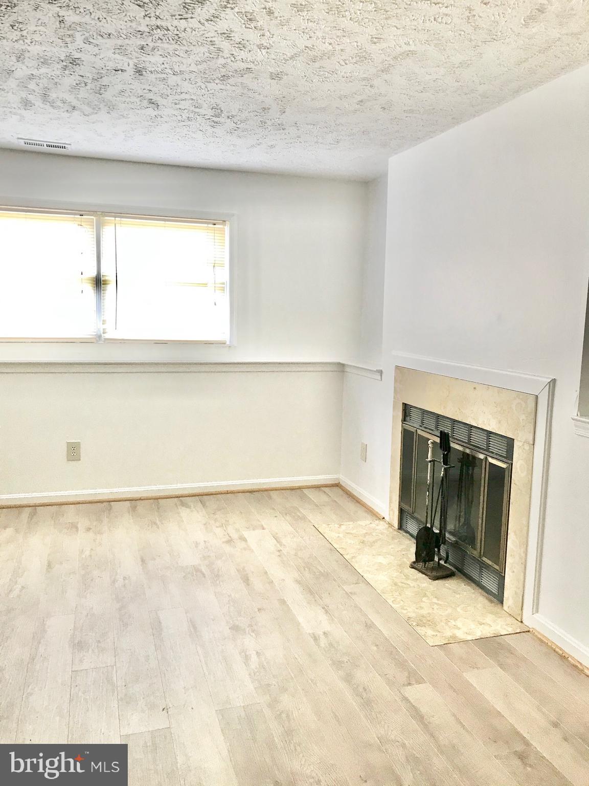 OXFORD RUN - Residential Lease