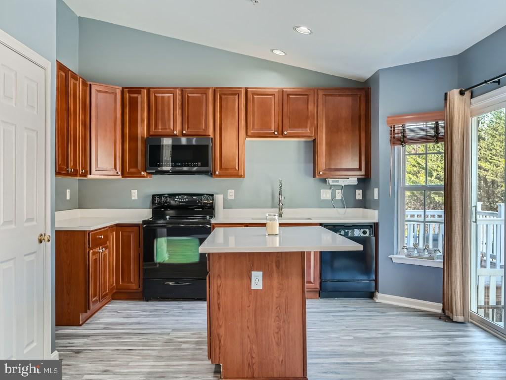 AUTUMN RUN - Residential