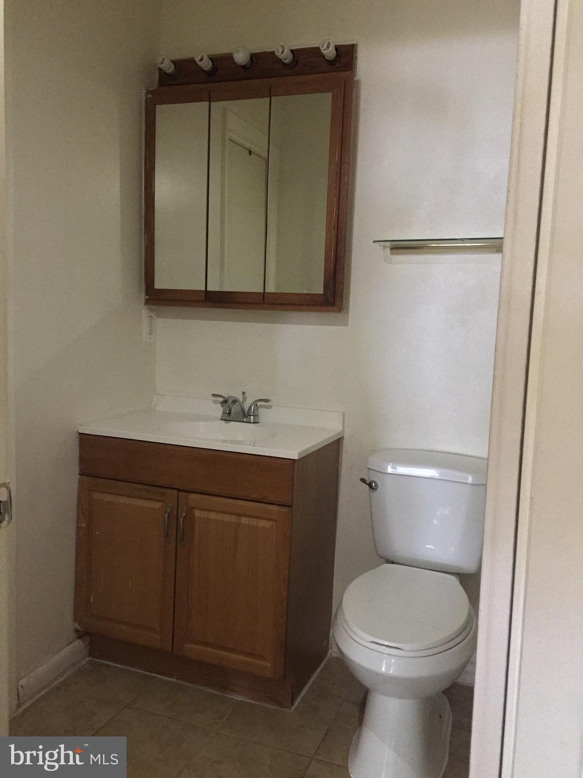 DEVON HILLS CONDO - Residential Lease