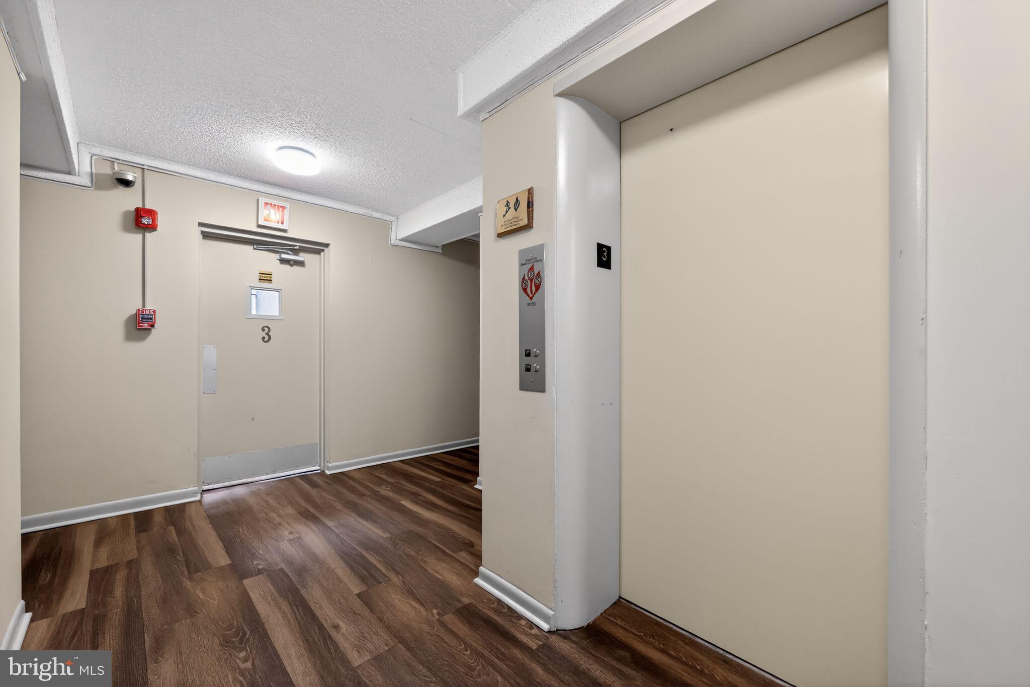 HAVERFORD HILL - Residential