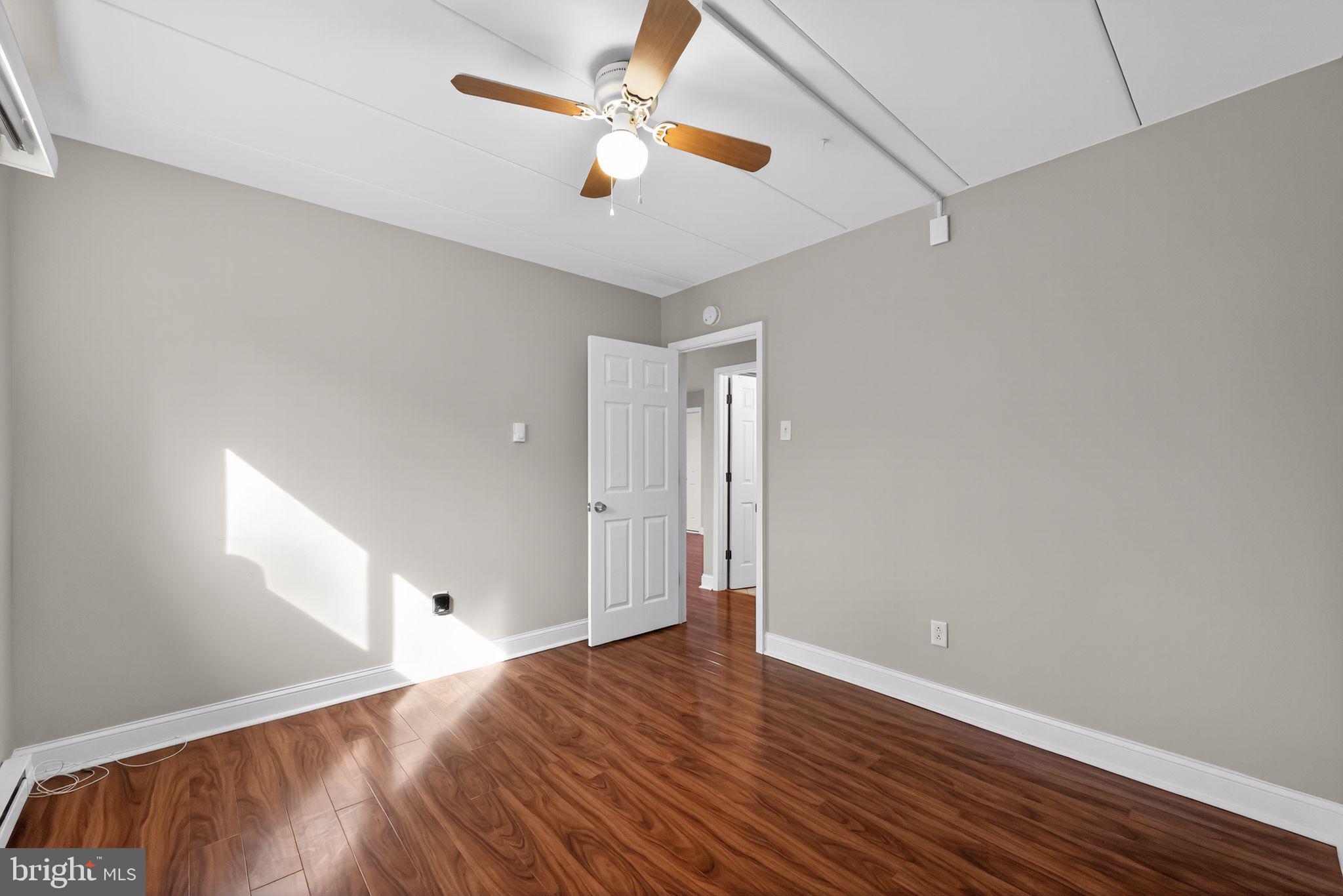 HAVERFORD HILL - Residential