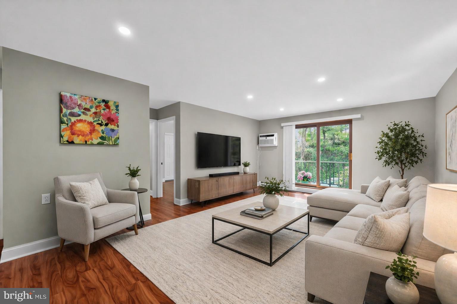 400 GLENDALE ROAD F35