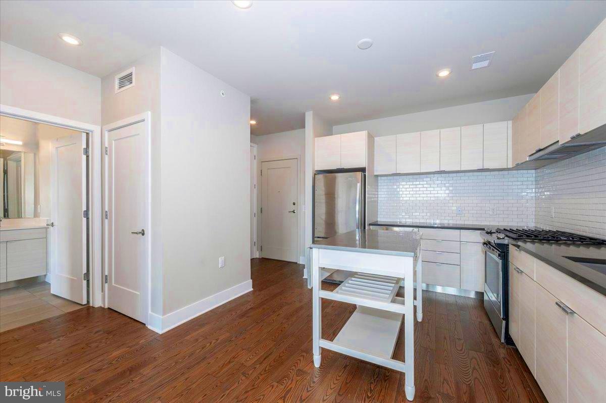 CROWN FARM - Residential