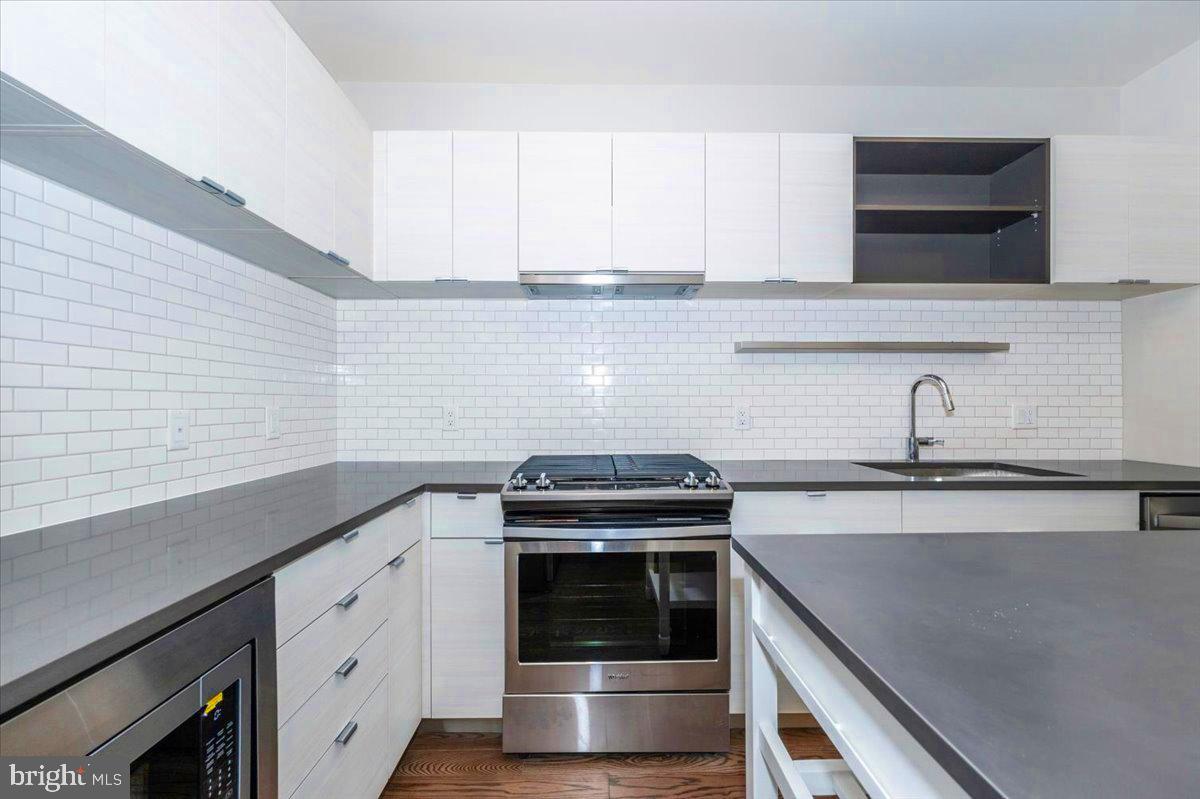 CROWN FARM - Residential