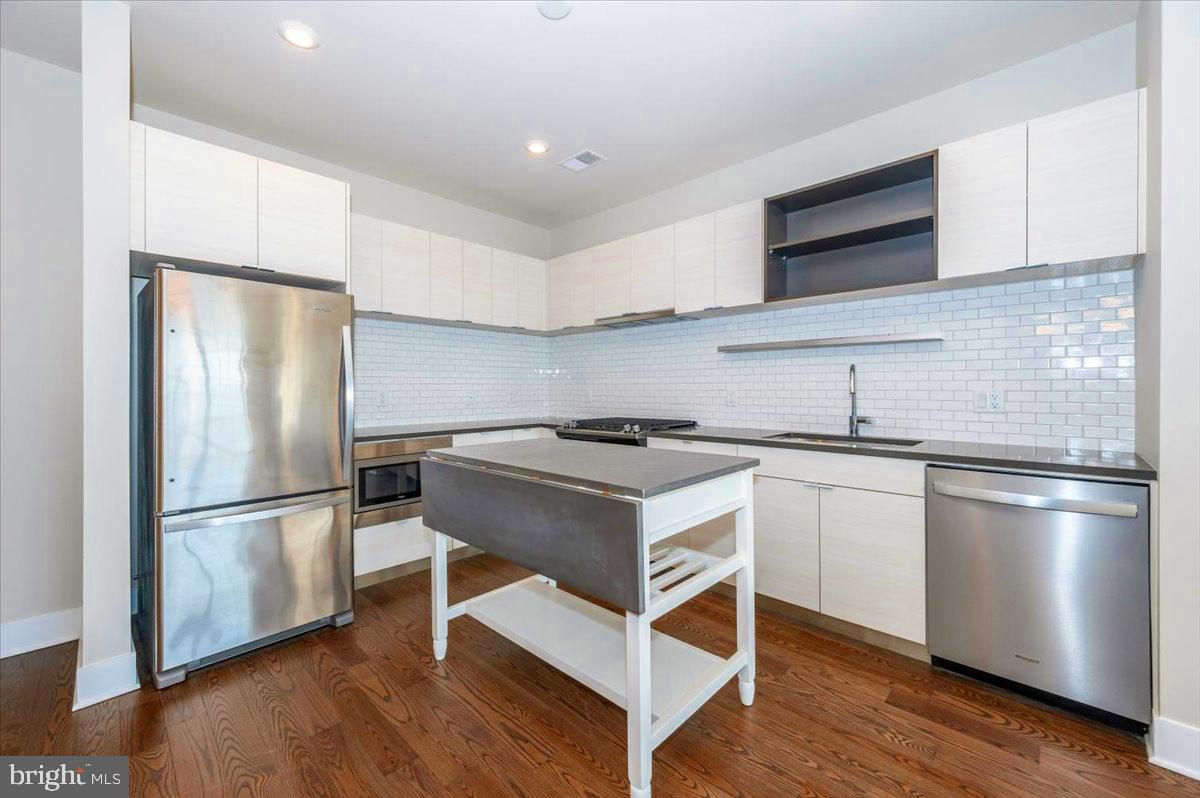 CROWN FARM - Residential