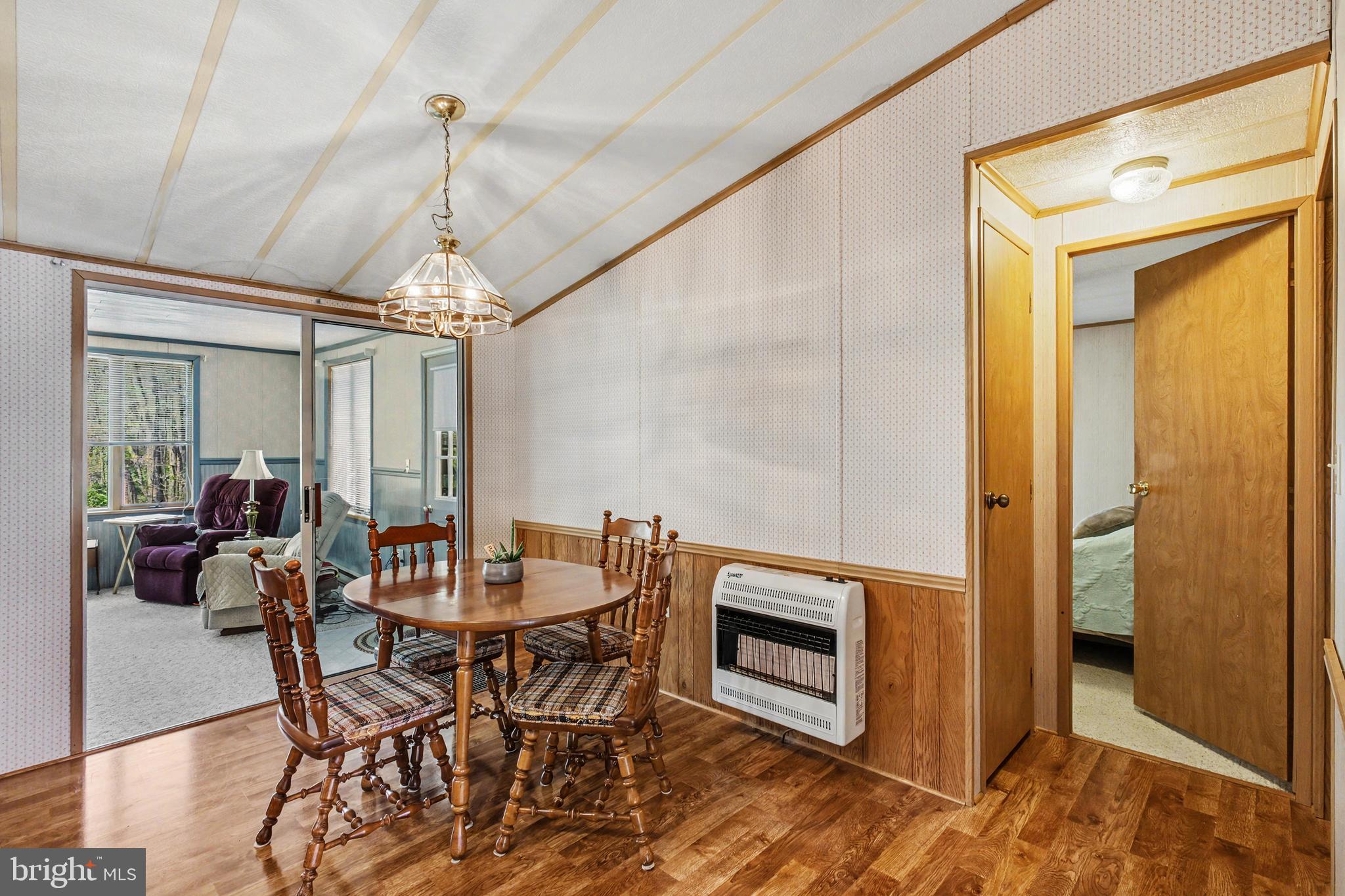 GRETNA SPRINGS COMMUNITY - Residential