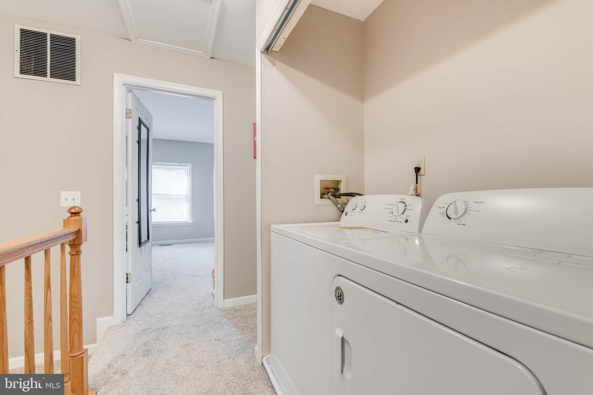 ROUNDHOUSE SQUARE - Residential