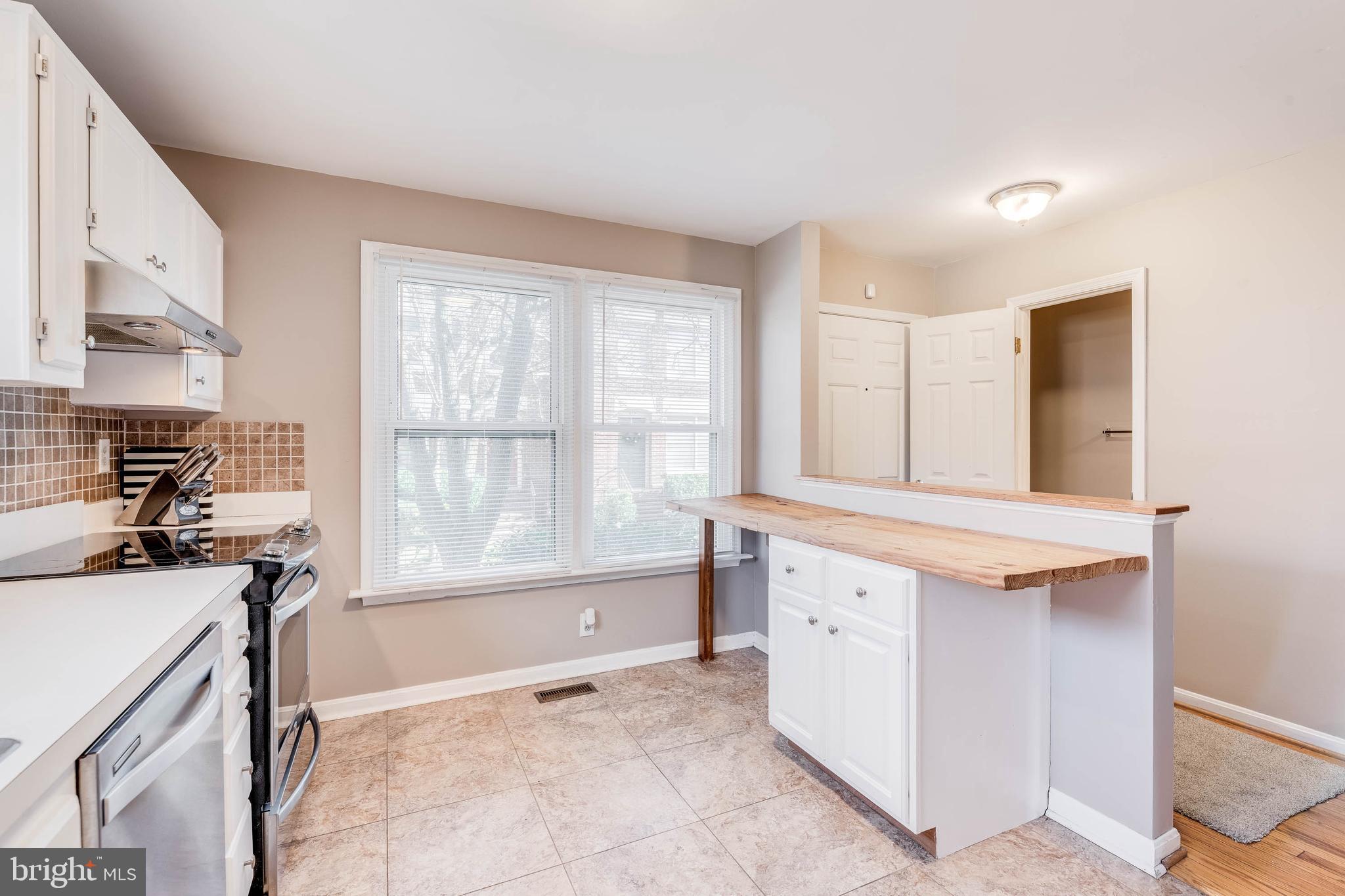 ROUNDHOUSE SQUARE - Residential