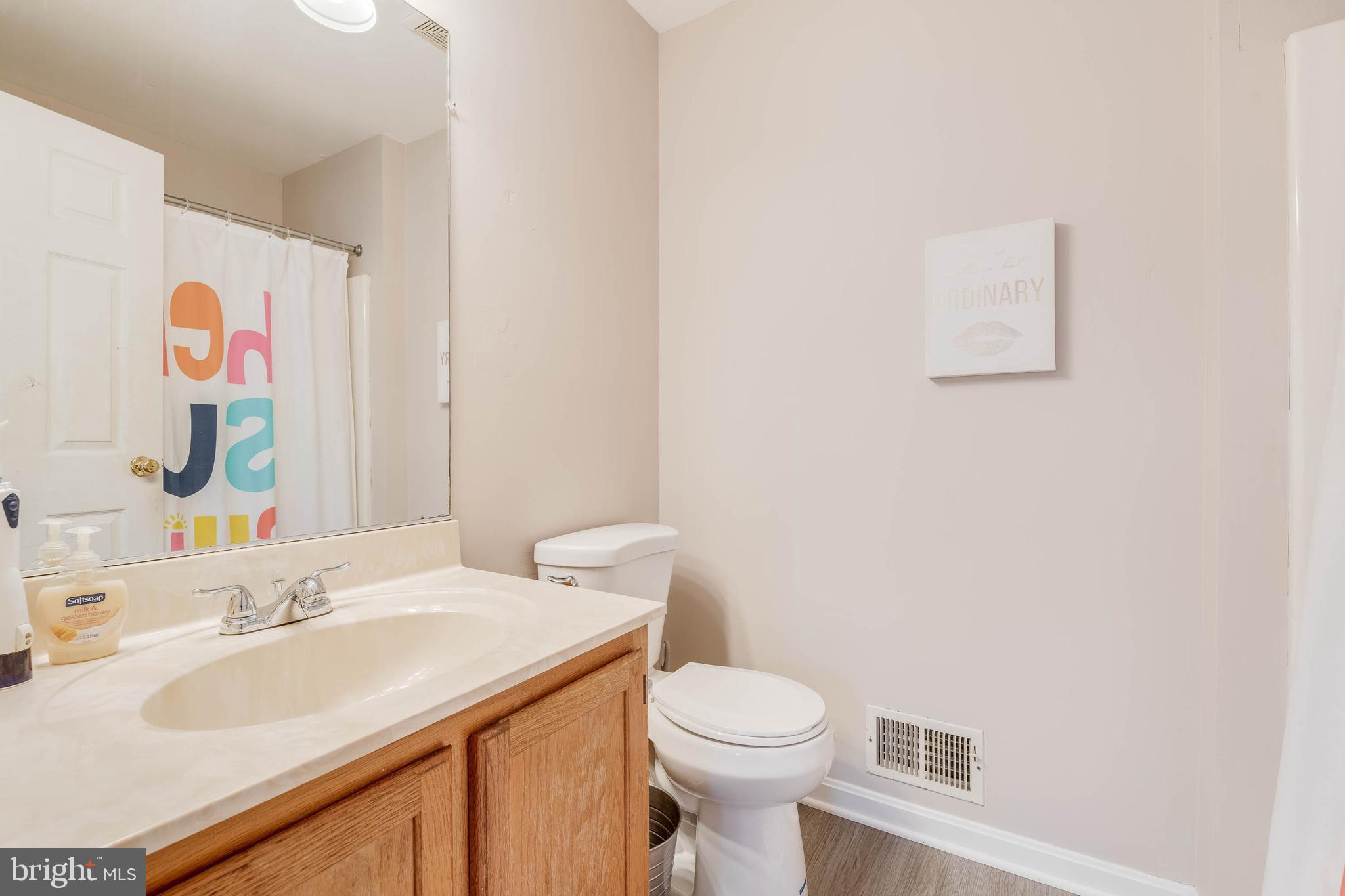 ROUNDHOUSE SQUARE - Residential