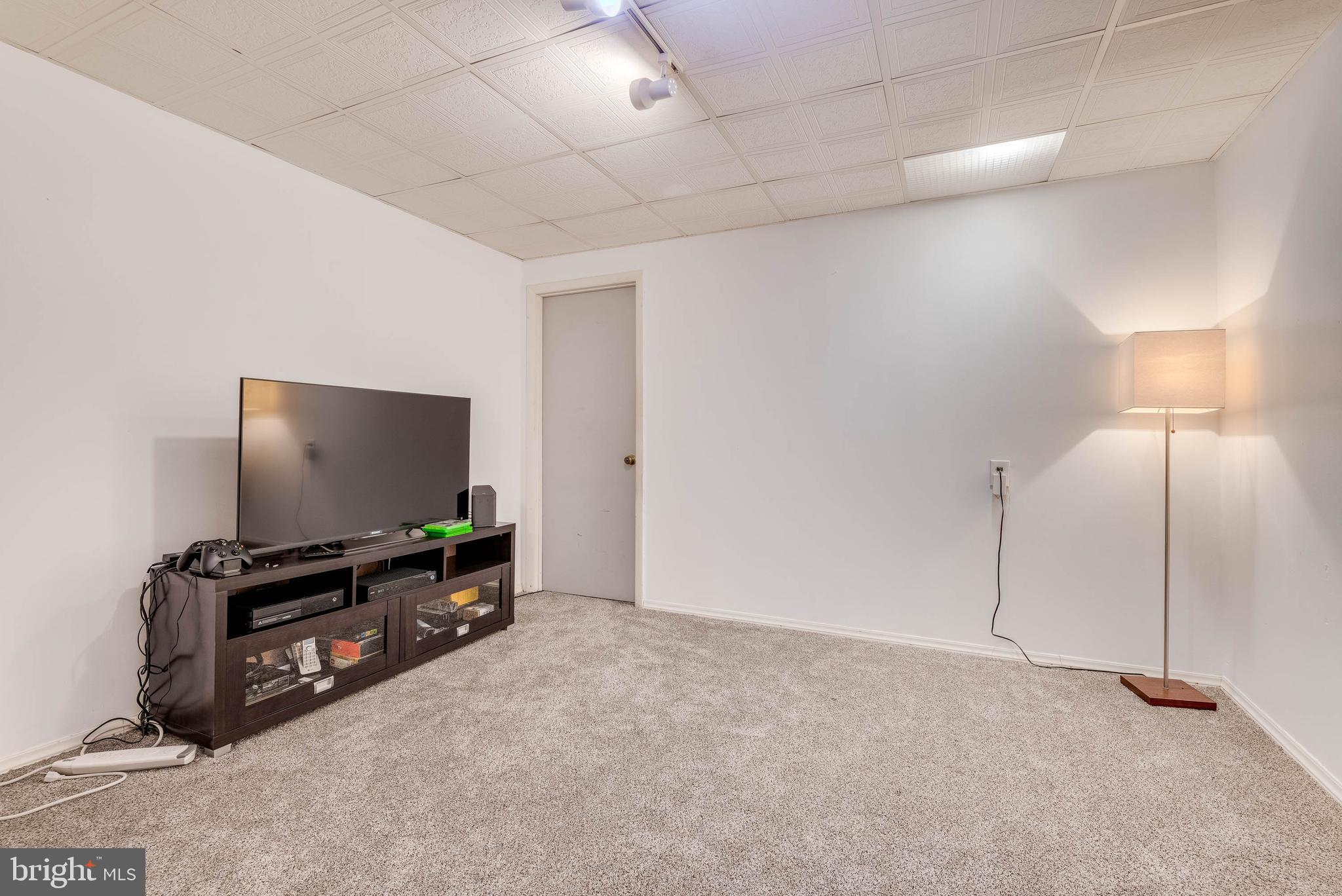 ROUNDHOUSE SQUARE - Residential