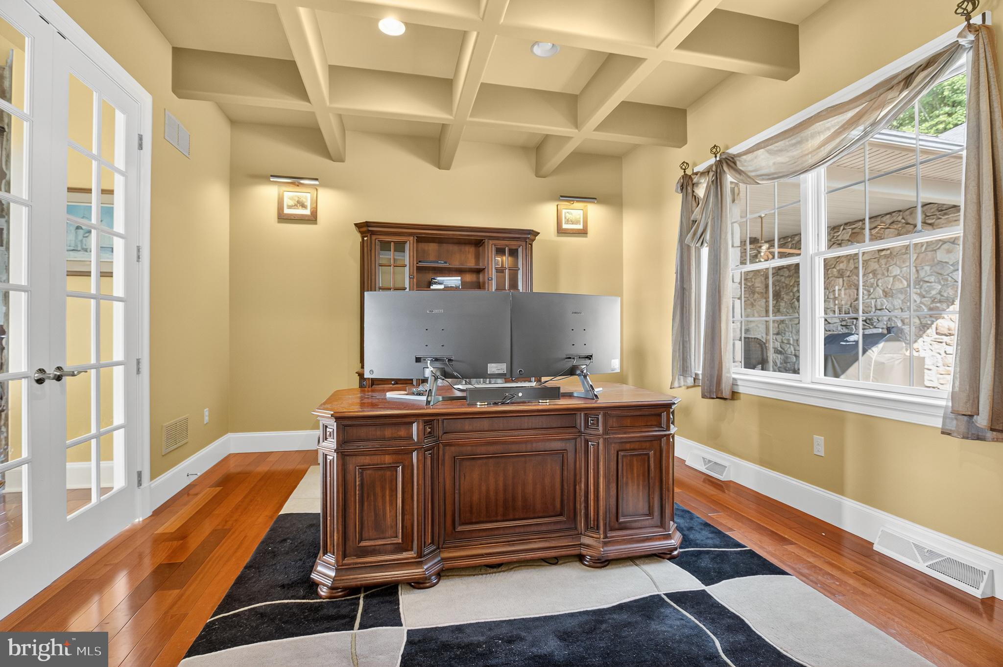 RIVER BEND - Residential