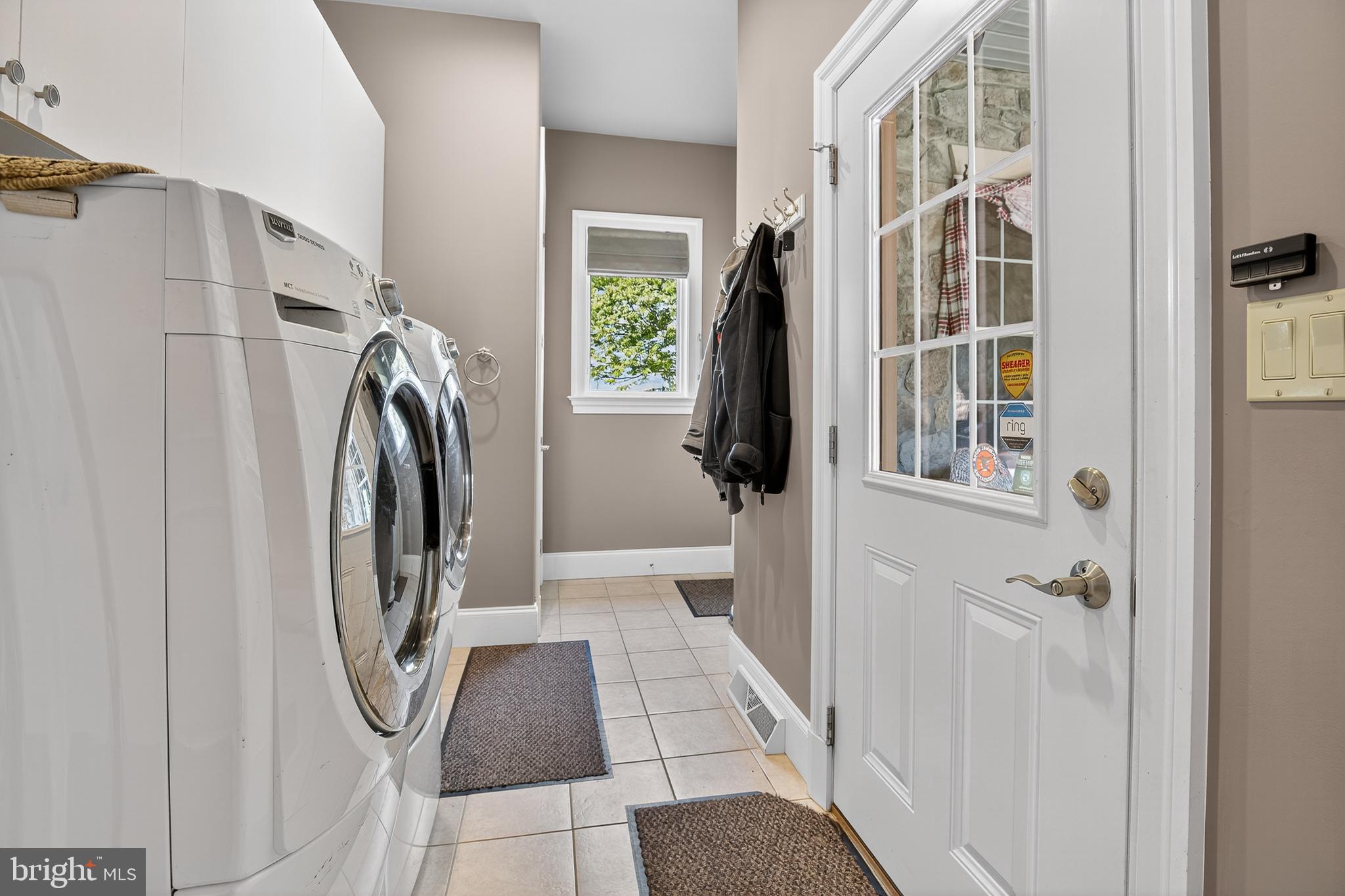 RIVER BEND - Residential