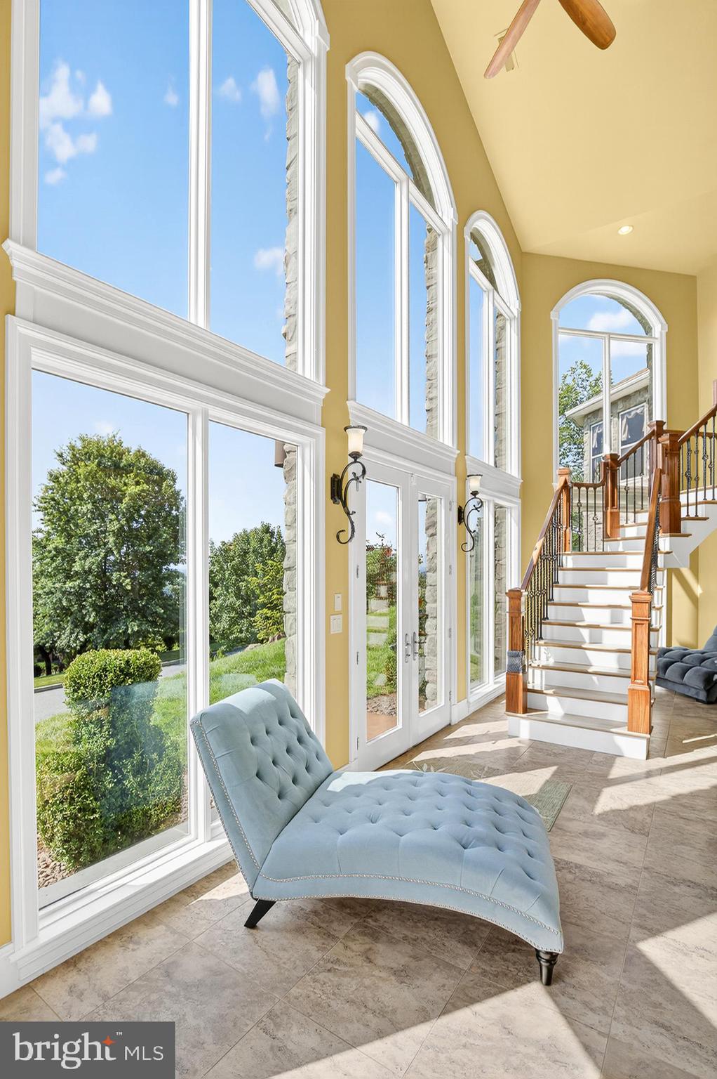 RIVER BEND - Residential