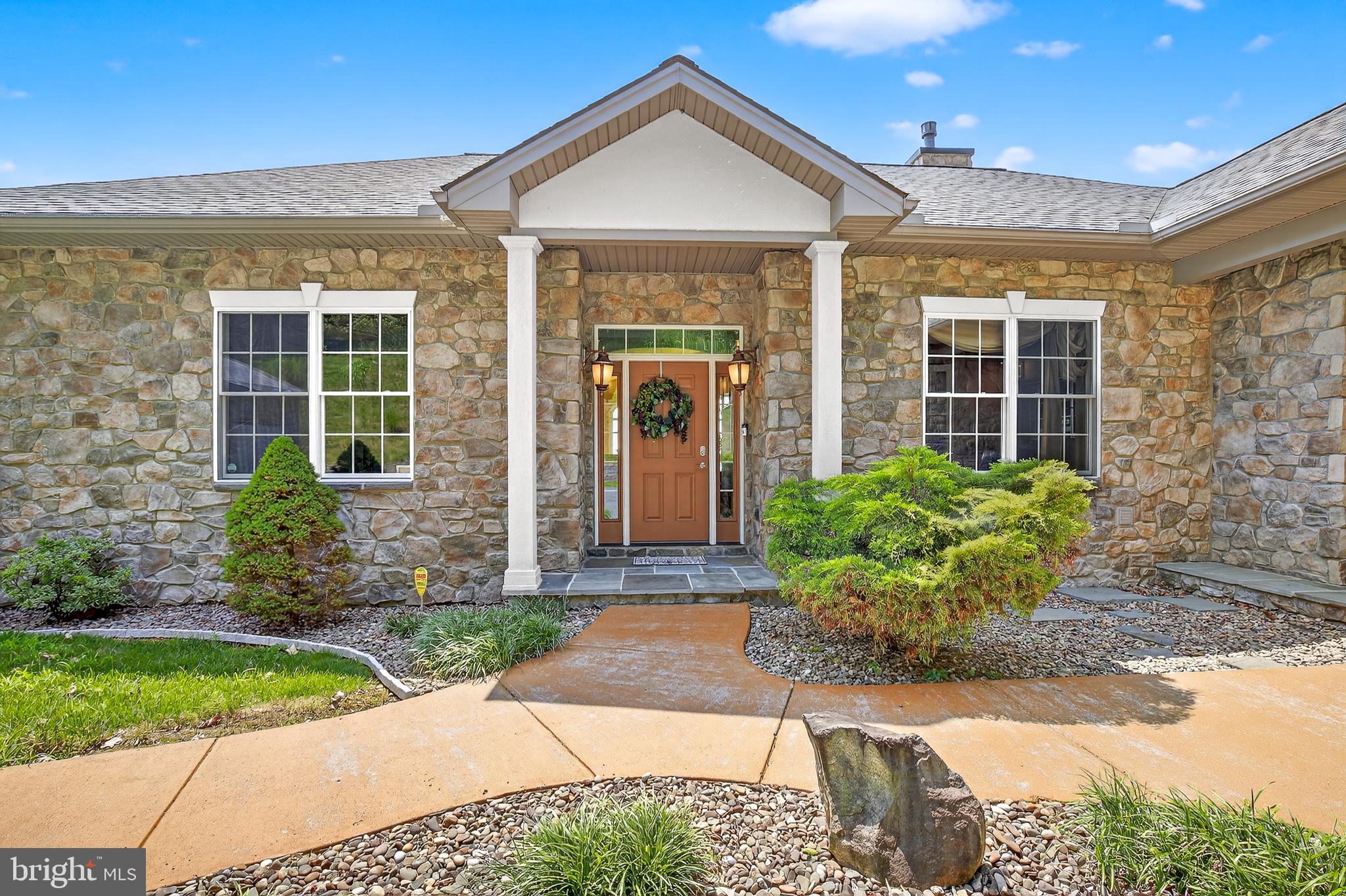 RIVER BEND - Residential