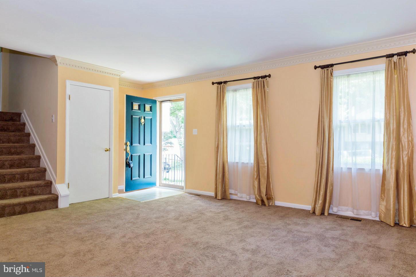 LAKE RIDGE/PROMONTRY OAK - Residential