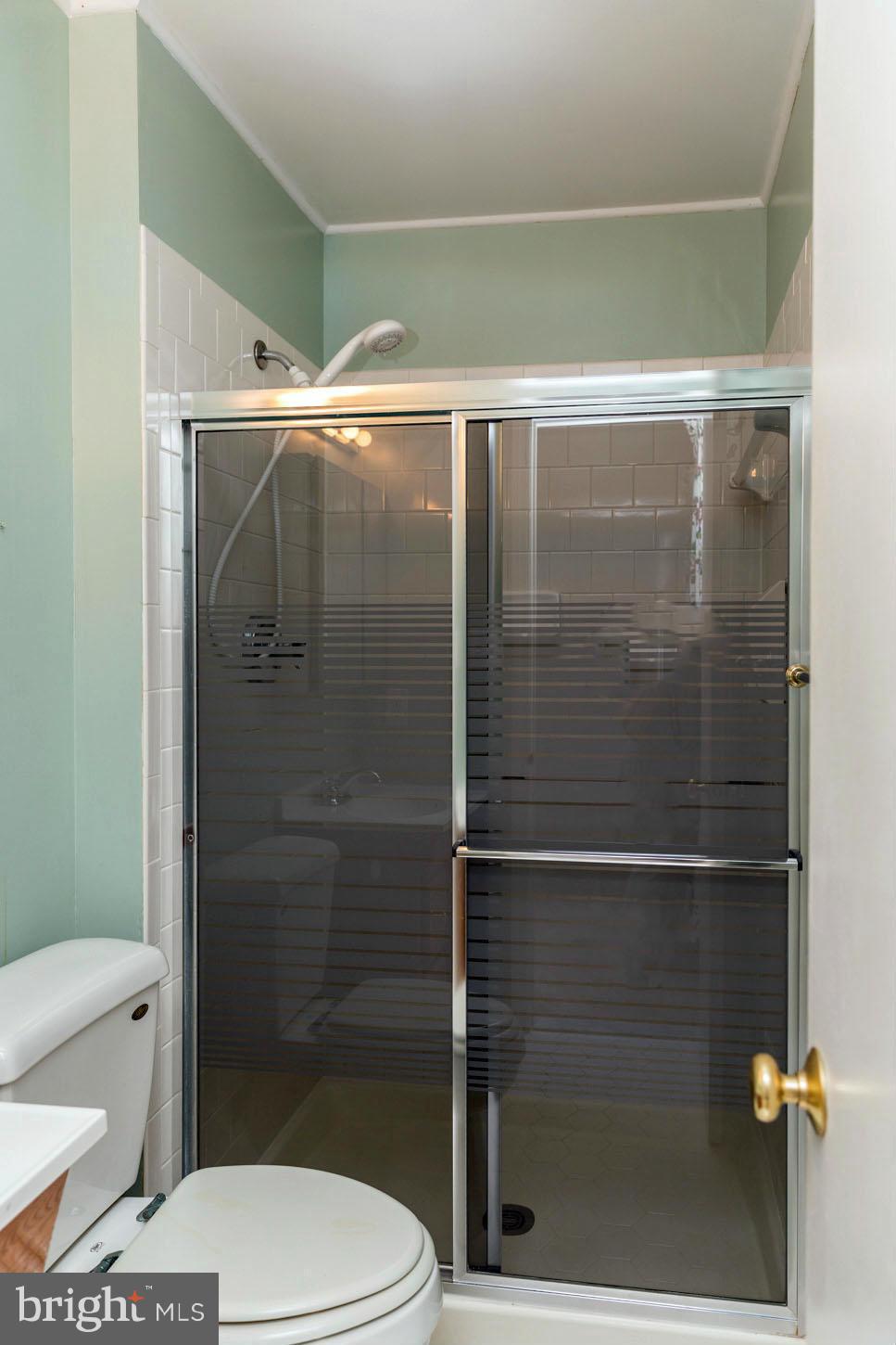 LAKE RIDGE/PROMONTRY OAK - Residential