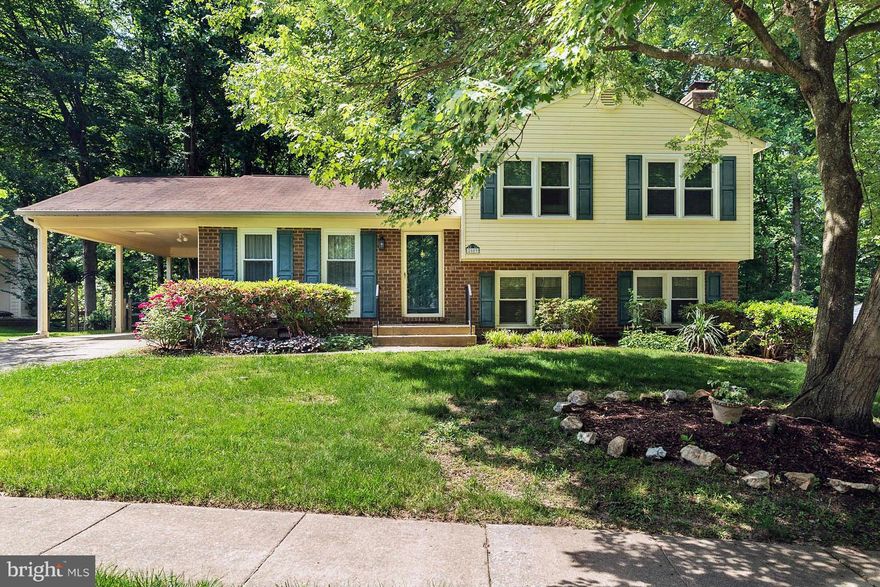 Pending Release:  For sale is this Split Level home in LAKE RIDGE with great curb appeal. 3br, private backyard, deck, carport, well maintained yard, and more. Large storage shed conveys. Home is move-in ready for you! Owners will be a part of Lake Ridge Homeowners association. HOA amenities include multiple pools, trails, playgrounds, and much more. Close to I-95, Commuter Lots, Potomac Mills.