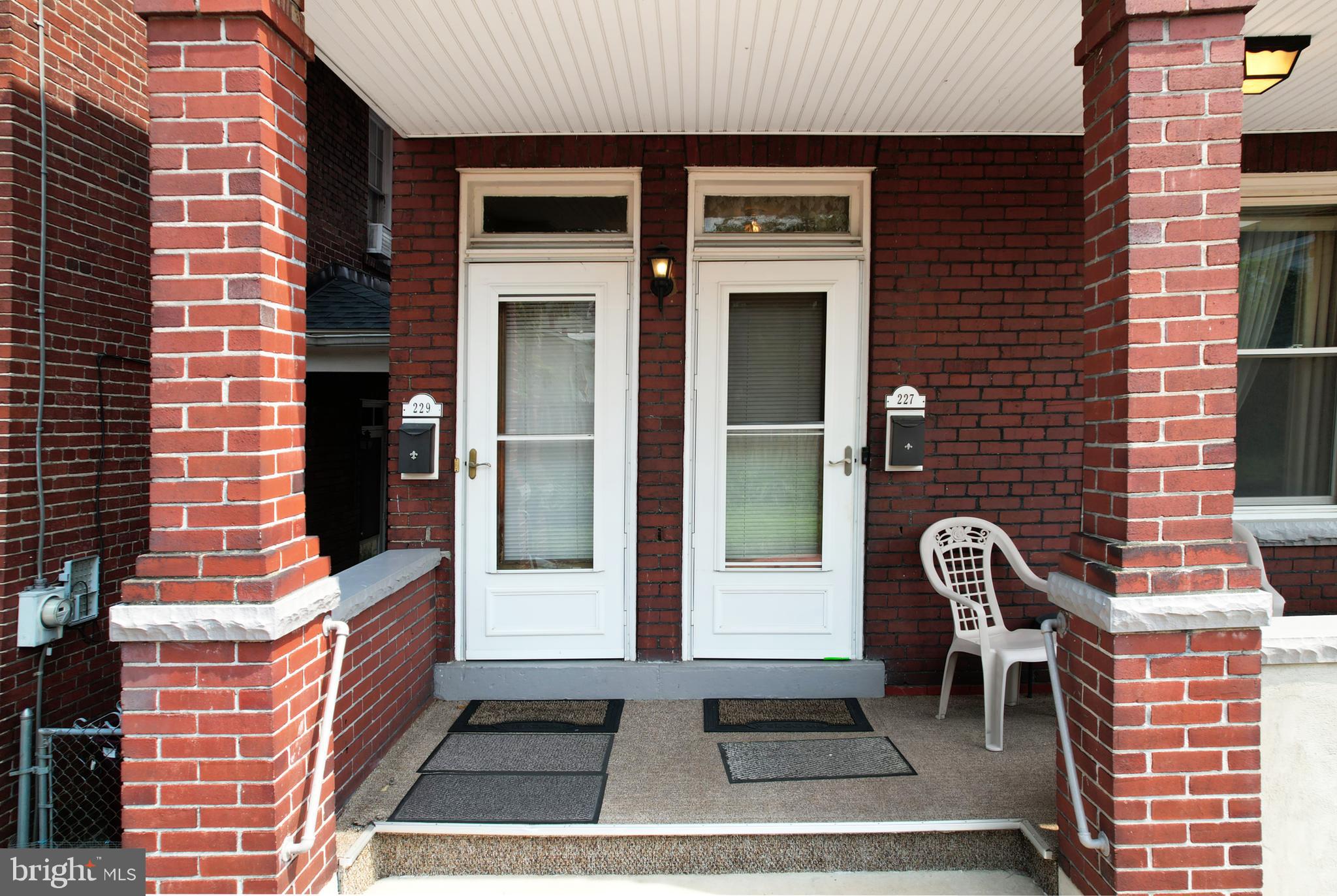 227 WALLACE STREET