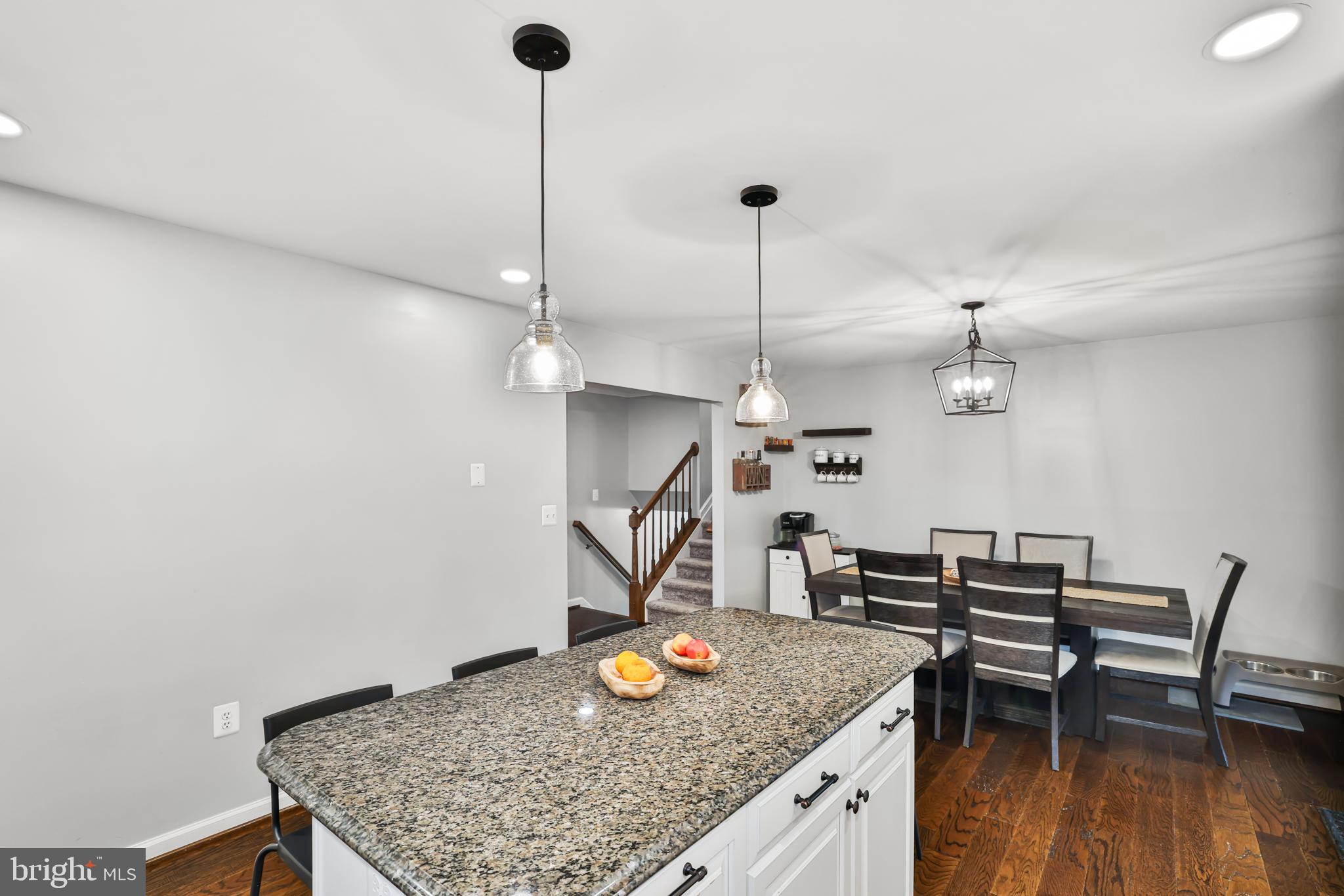 AUTUMN RIDGE - Residential