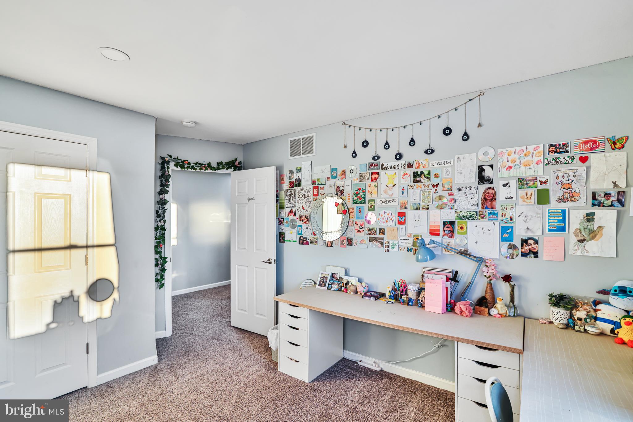 AUTUMN RIDGE - Residential