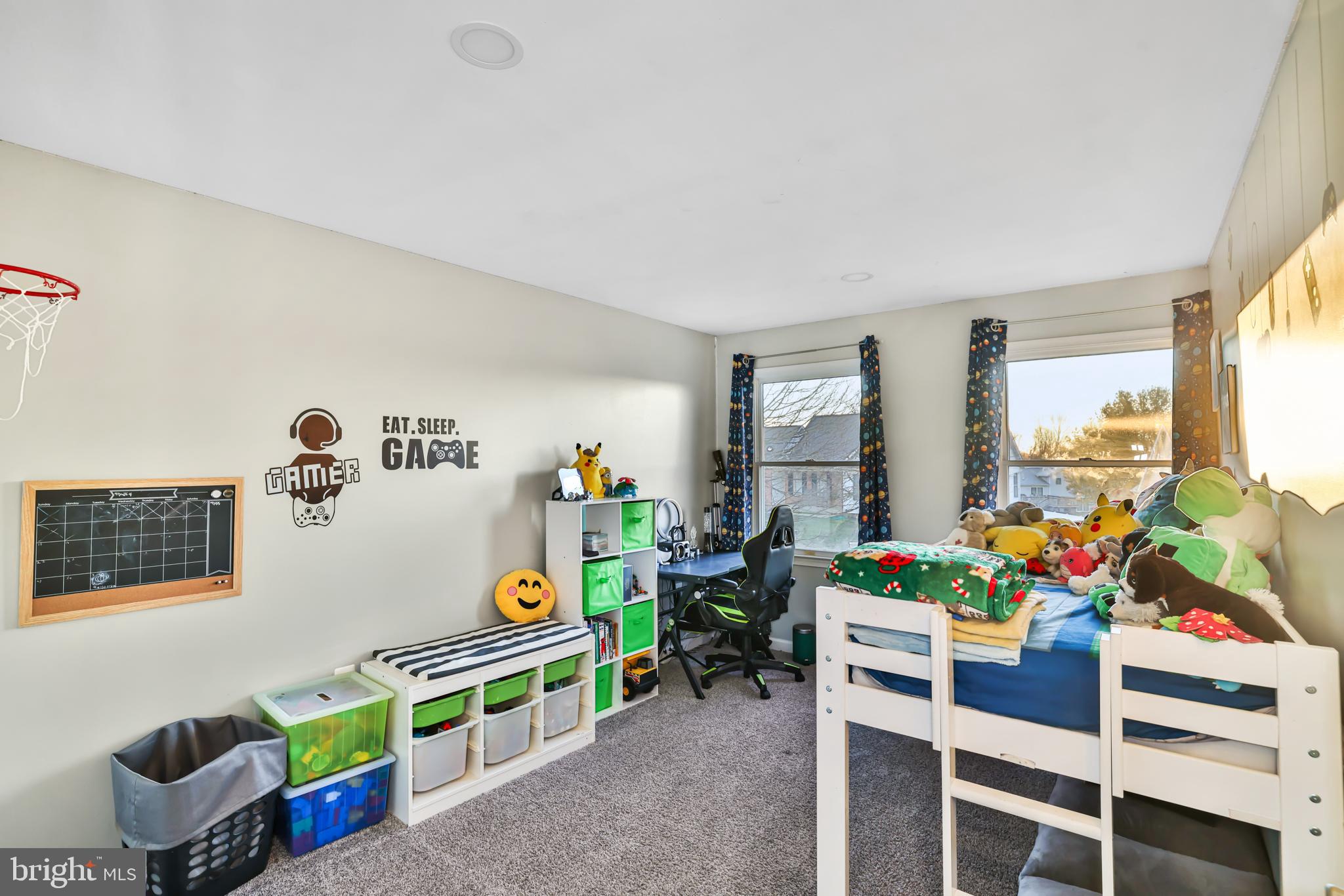 AUTUMN RIDGE - Residential