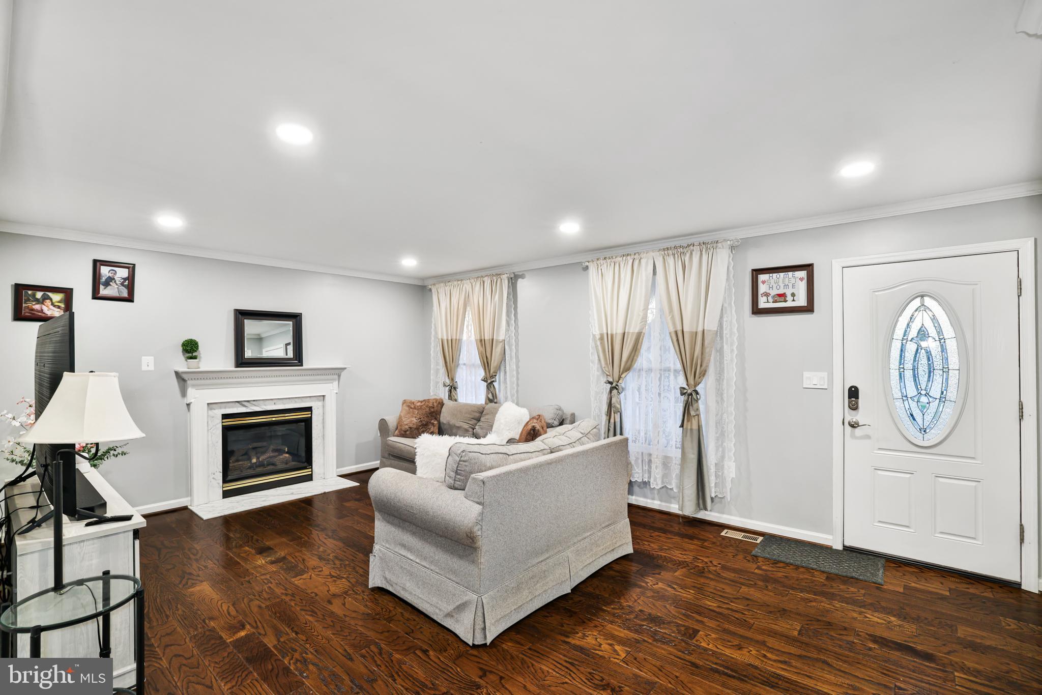 AUTUMN RIDGE - Residential