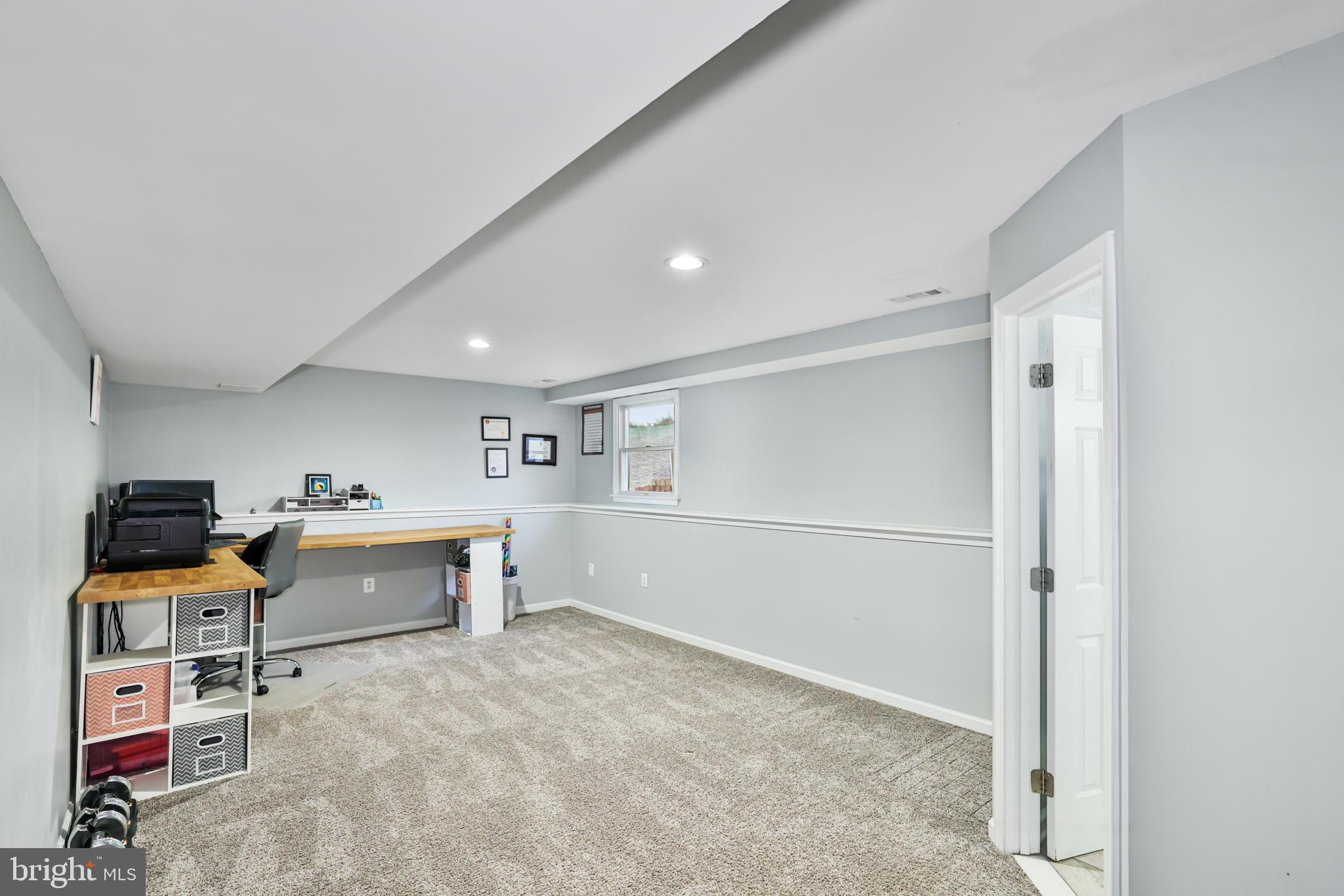 AUTUMN RIDGE - Residential