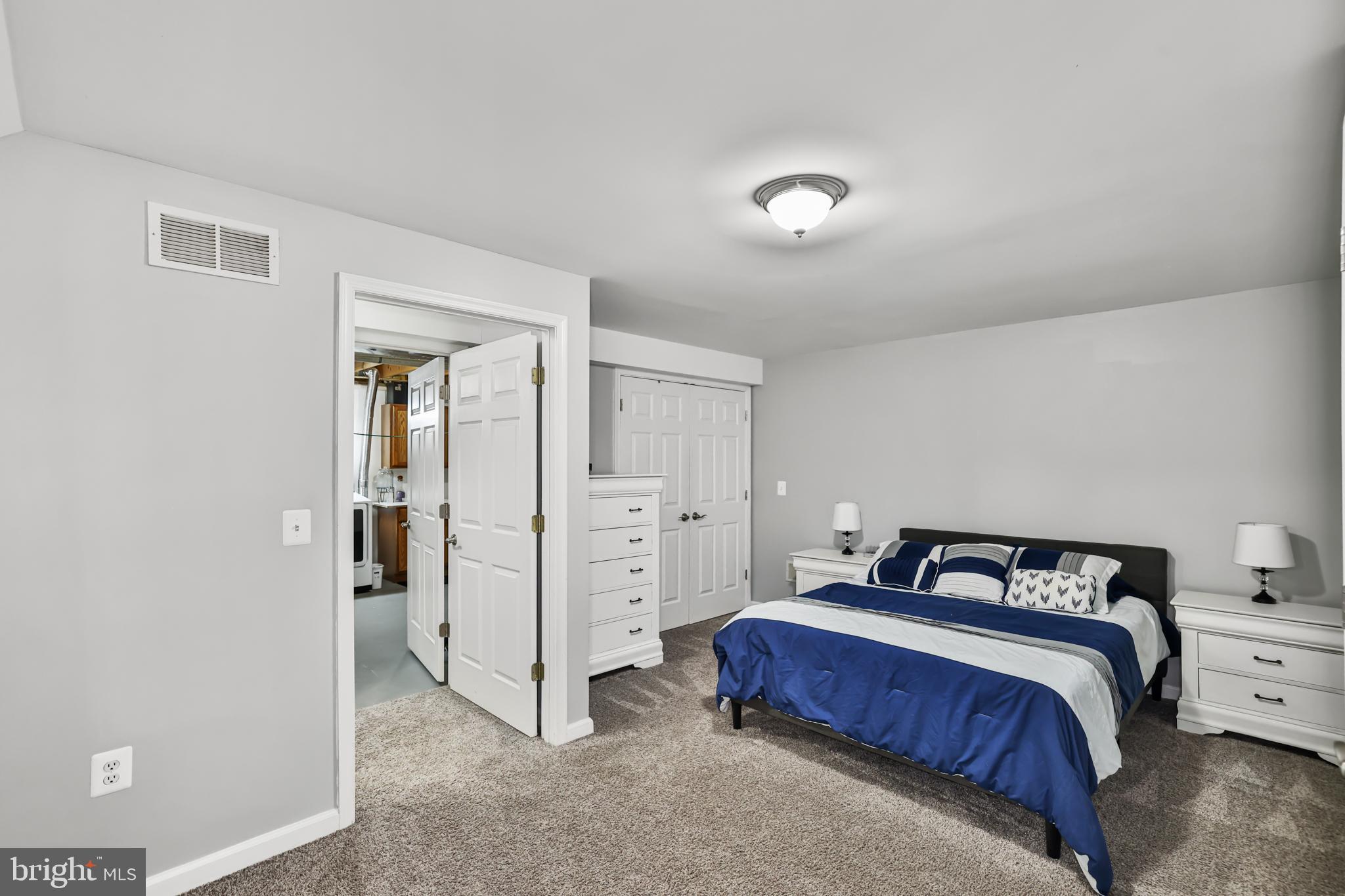 AUTUMN RIDGE - Residential