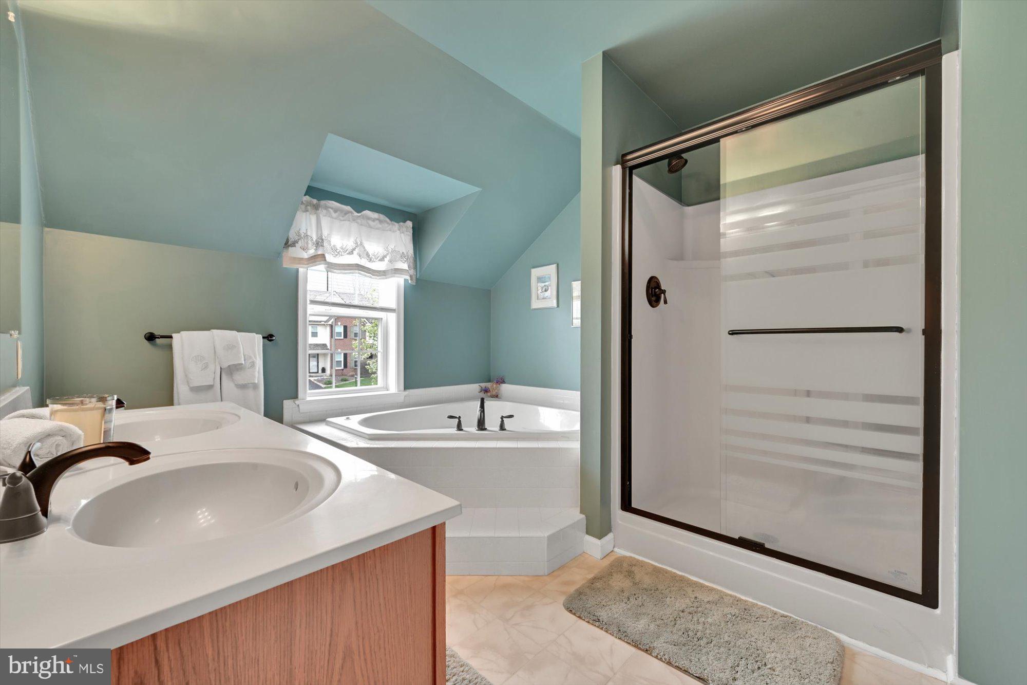 APPLE CROFT - Residential