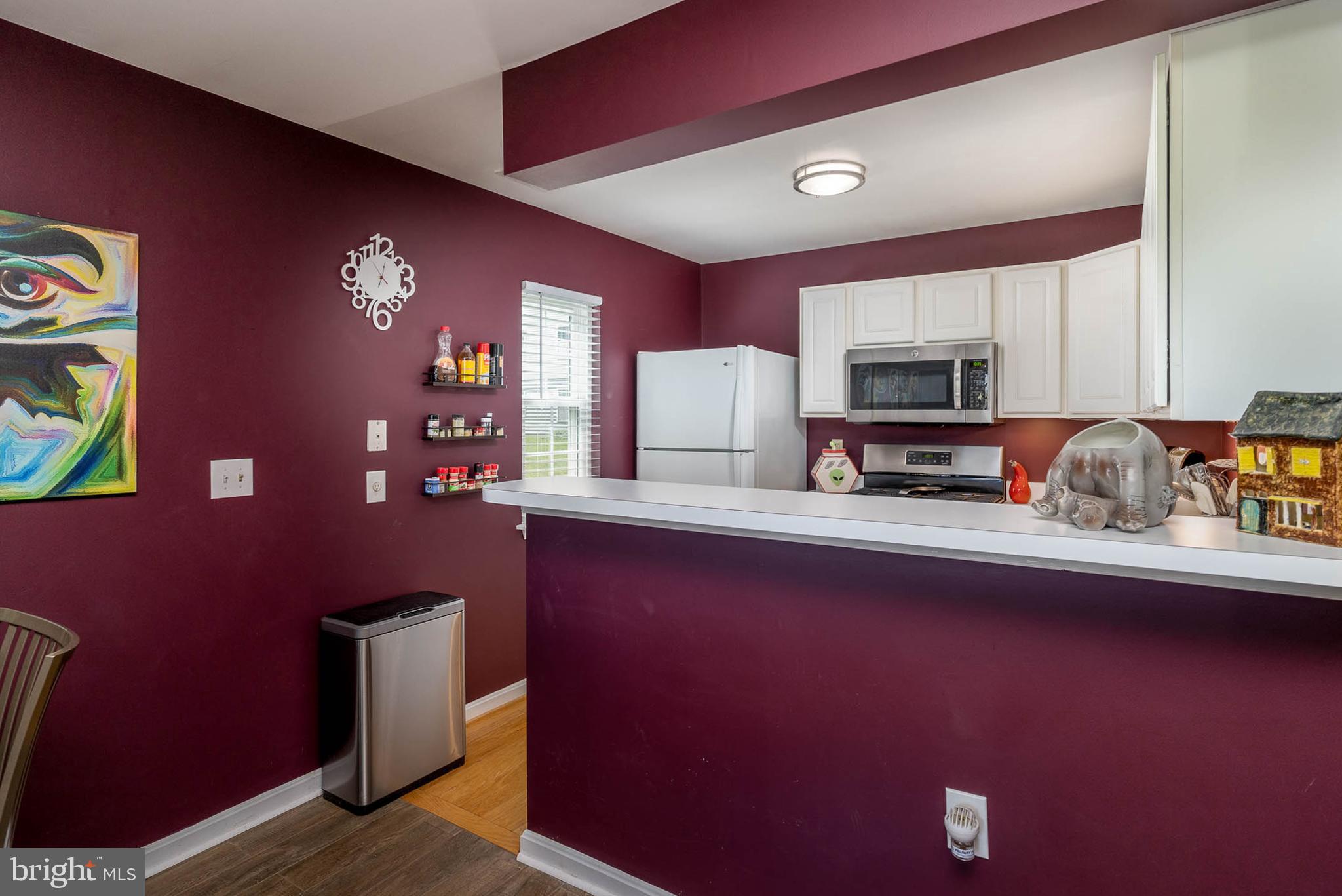 GATEWAY CONDOMINIUM - Residential