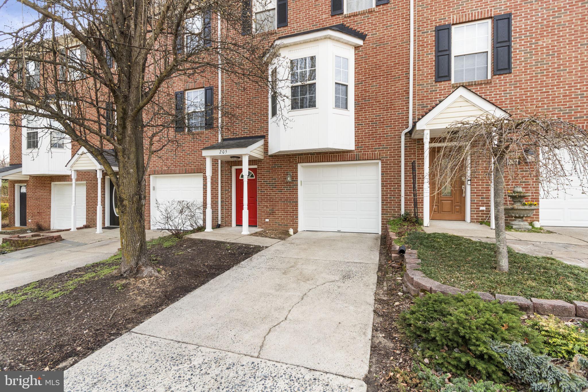 CHATHAM LANDING - Residential